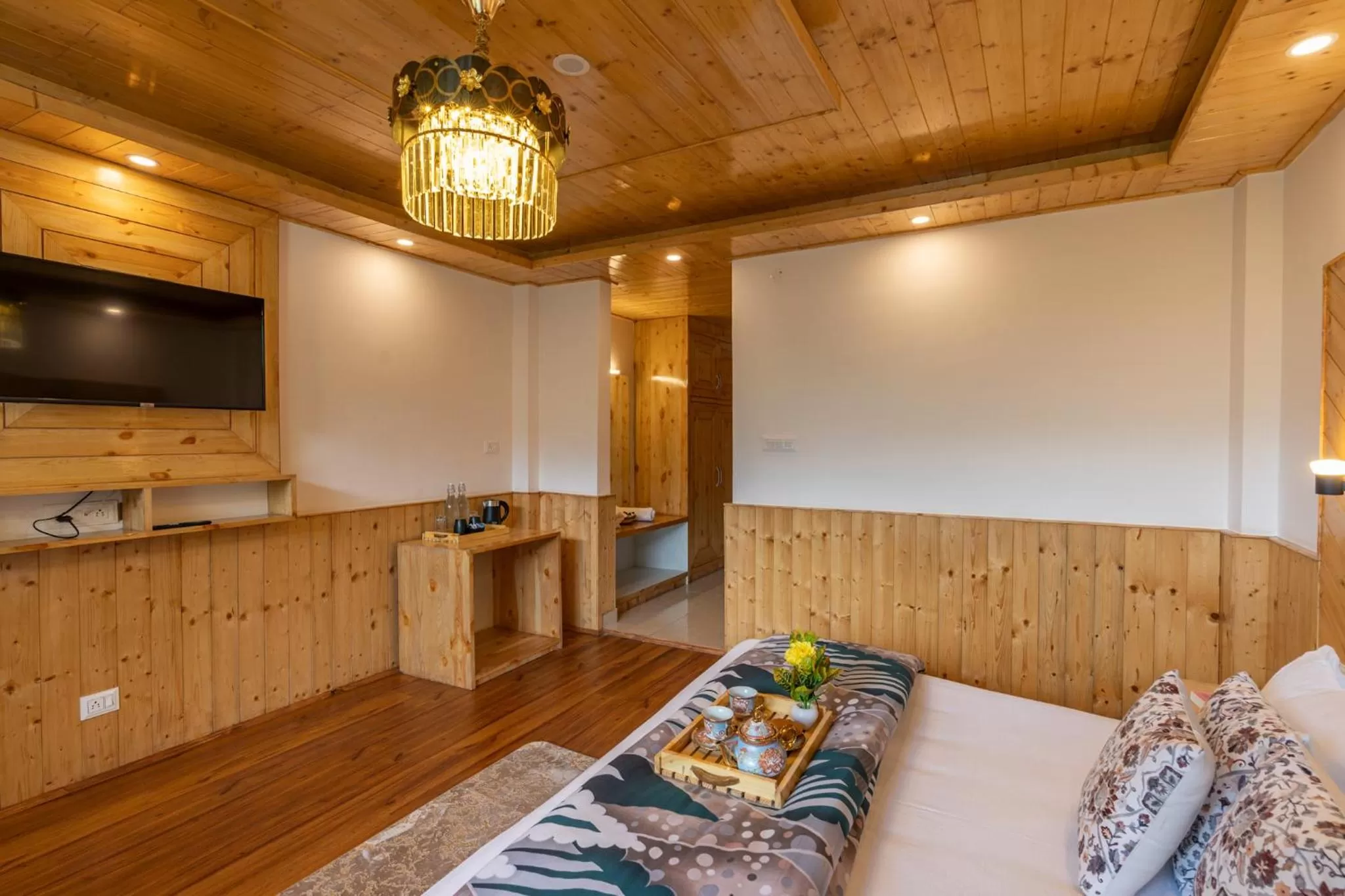 TV and multimedia in The 14 Gables, A Boutique Stay