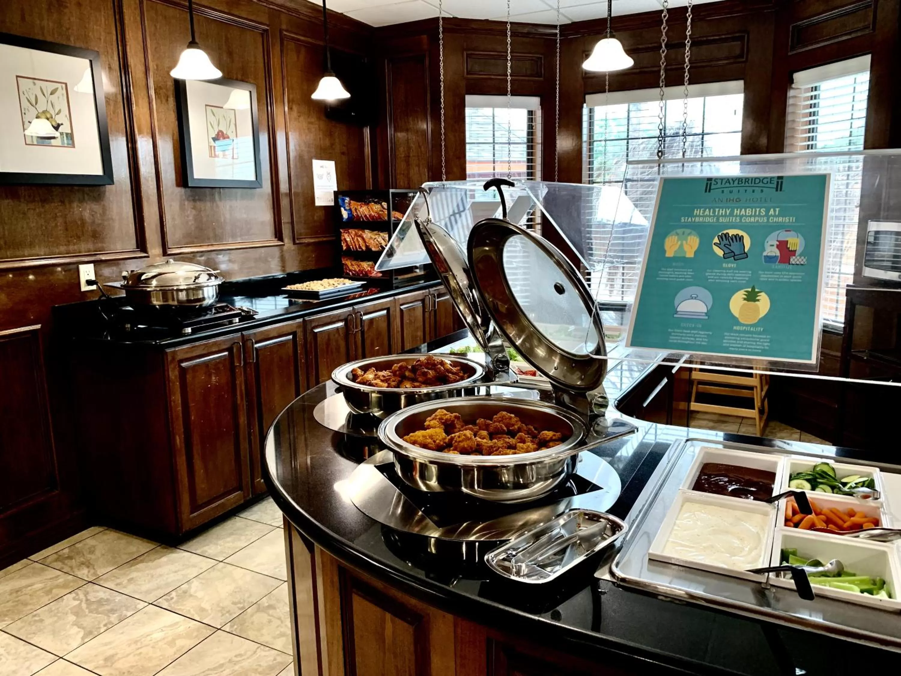 Food and drinks in Staybridge Suites Corpus Christi by IHG