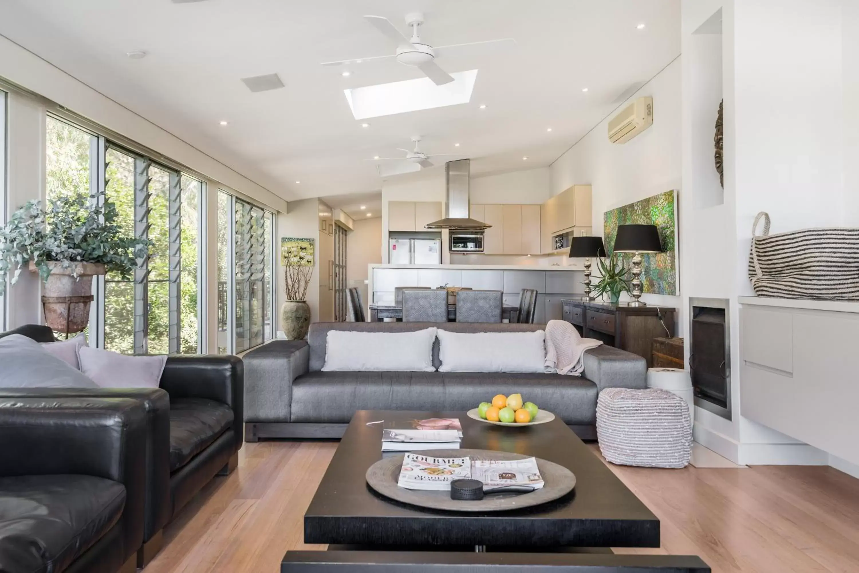 Living room, Seating Area in The Oasis Apartments and Treetop Houses