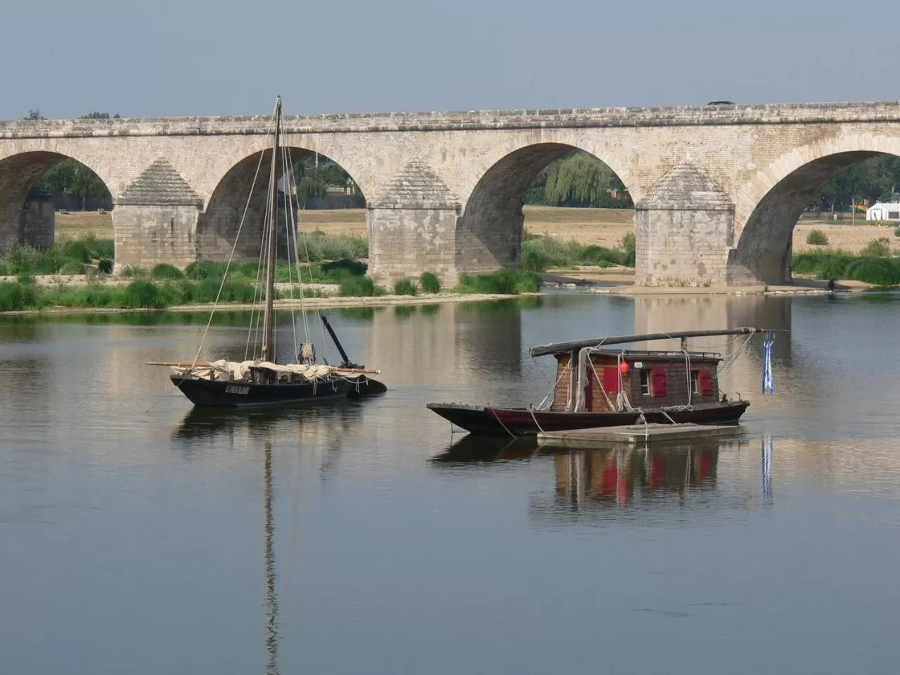 River view in Logis Hôtel Le Rivage