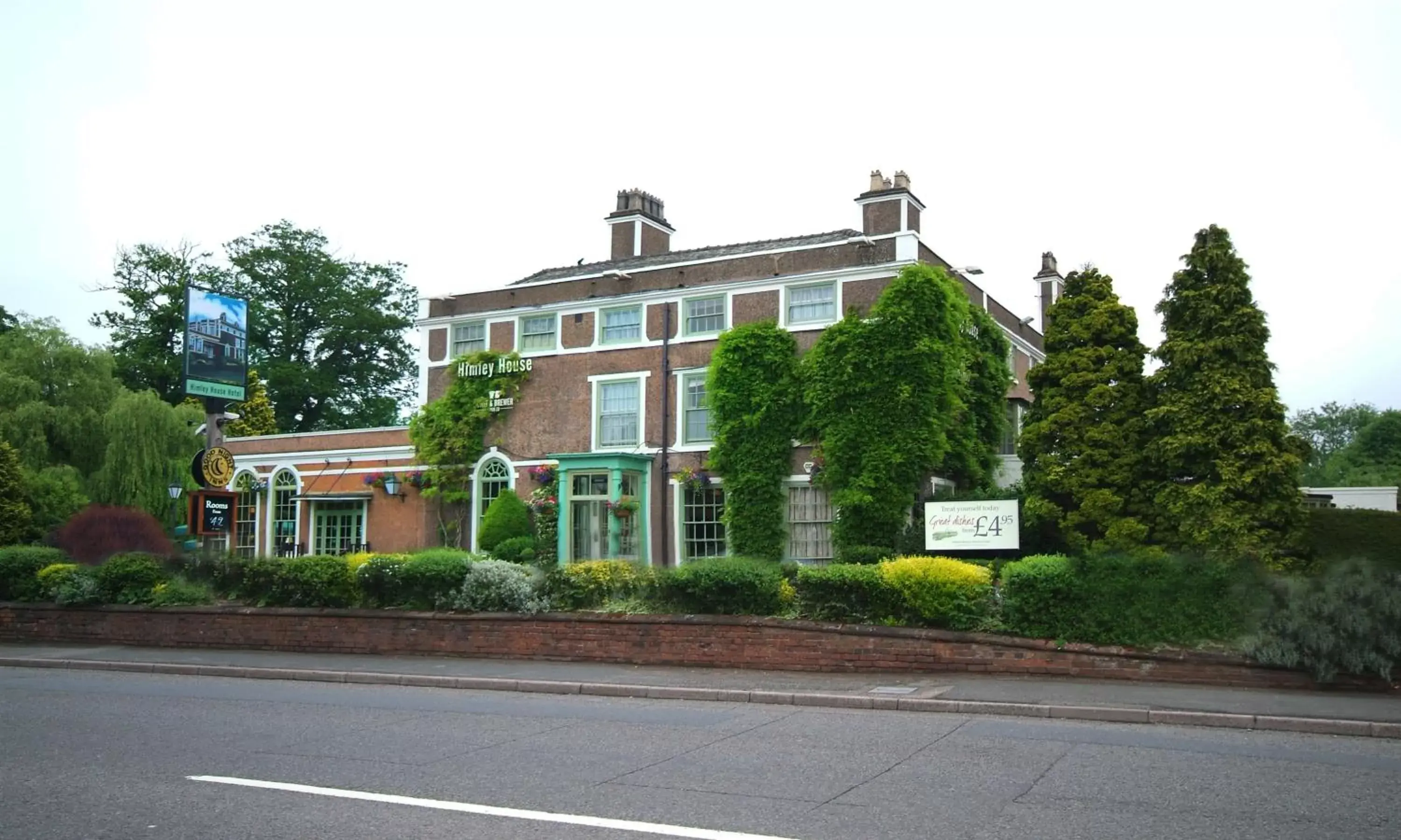 Facade/entrance, Property Building in Himley House by Chef & Brewer Collection