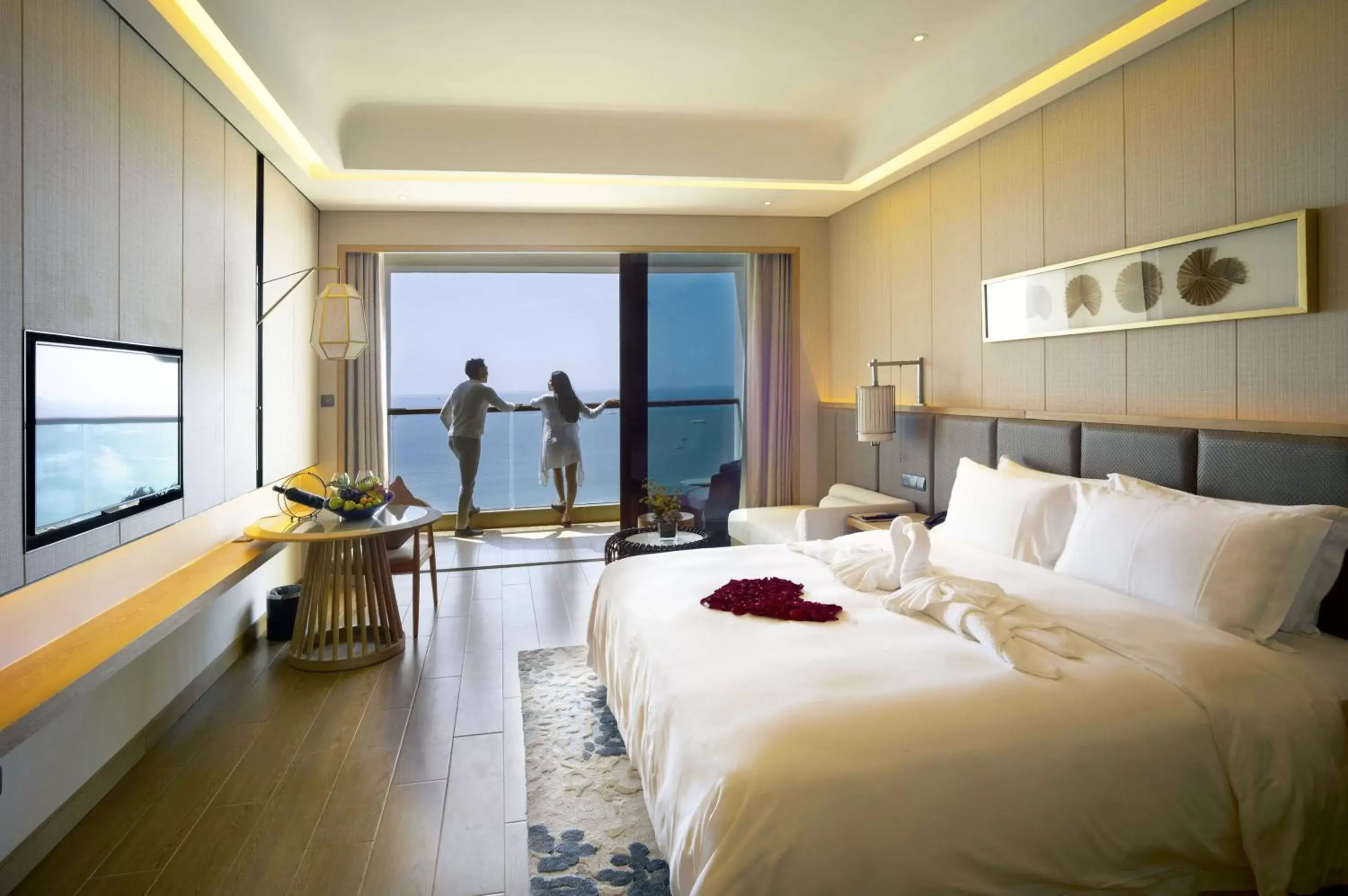 Bedroom in Harman Resort Hotel Sanya