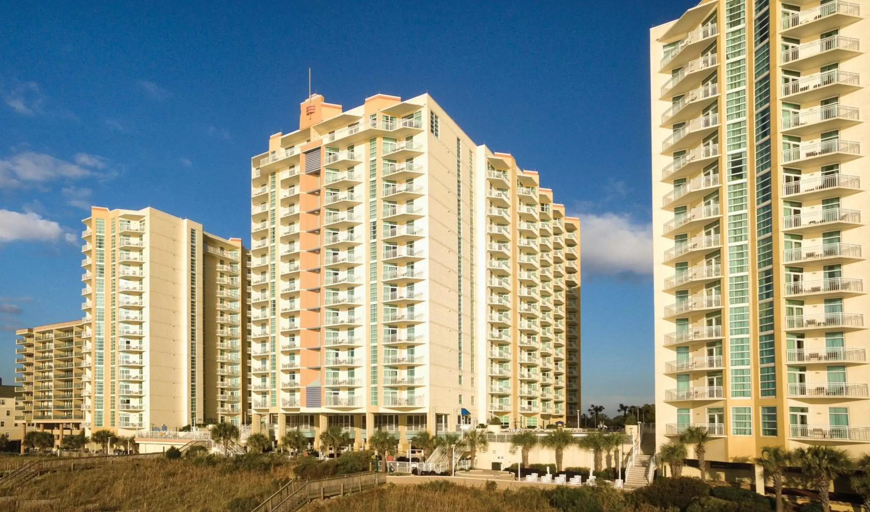 Property building in Club Wyndham Ocean Boulevard