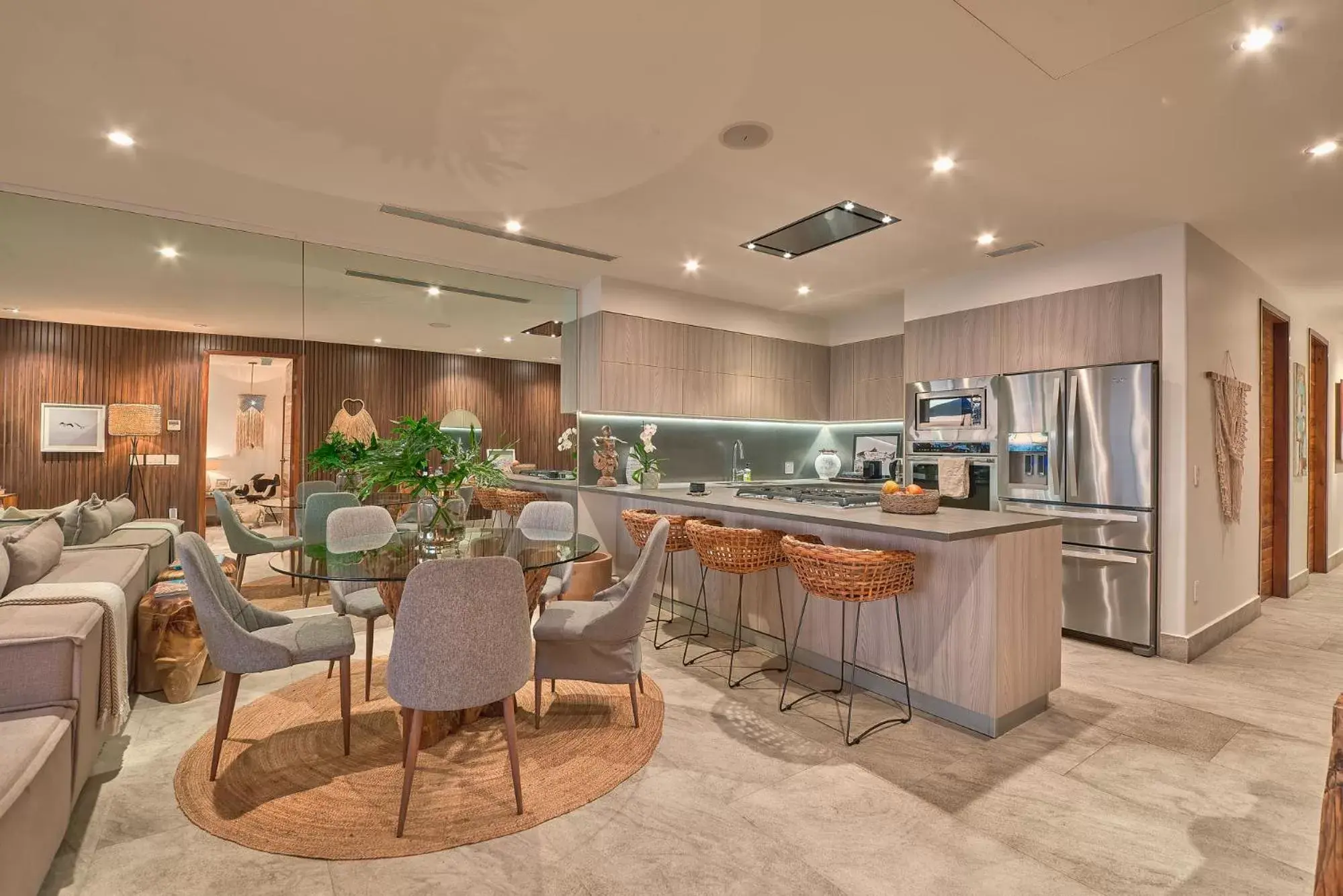 Kitchen or kitchenette, Restaurant/Places to Eat in Maxwell Residences at Indah