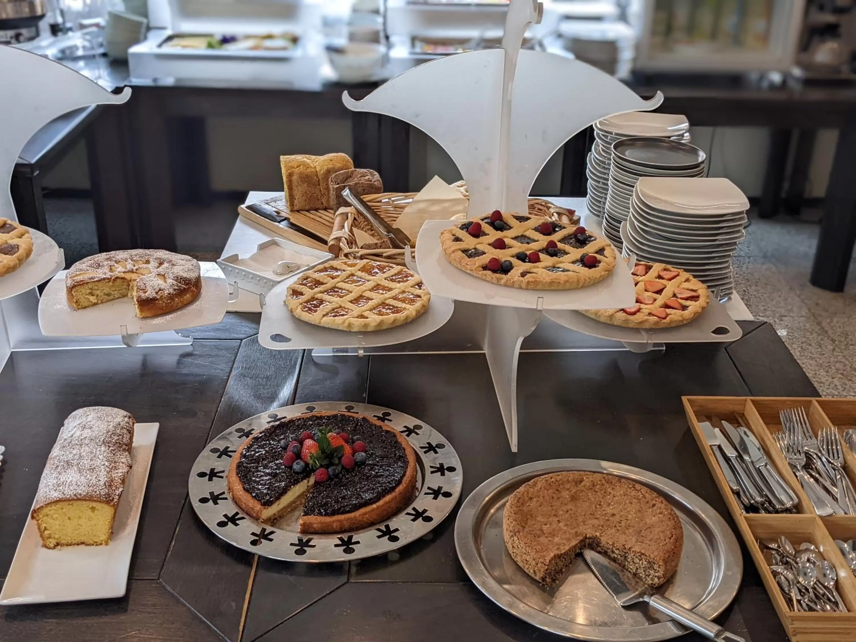 Breakfast in Hotel Lis