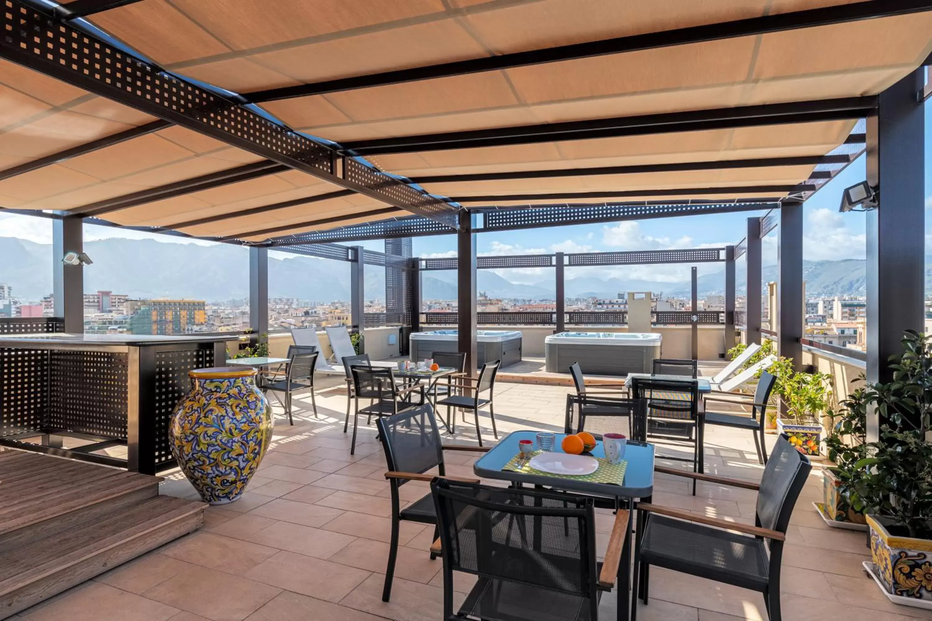 Property building in Solemar Sicilia - Multi Suite Property building in Solemar Sicilia - Multi Suite