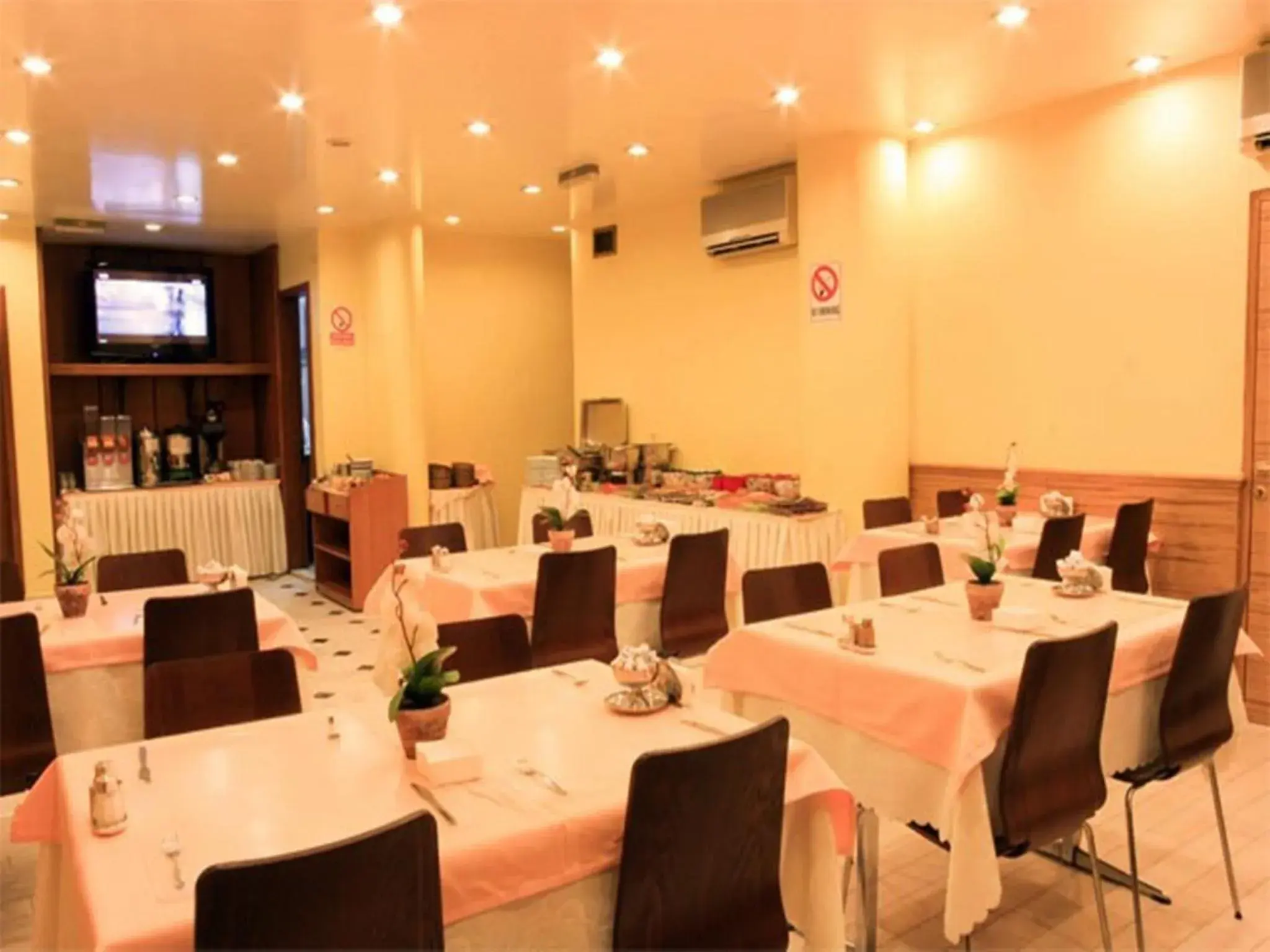 Restaurant/Places to Eat in Hotel Inter Istanbul