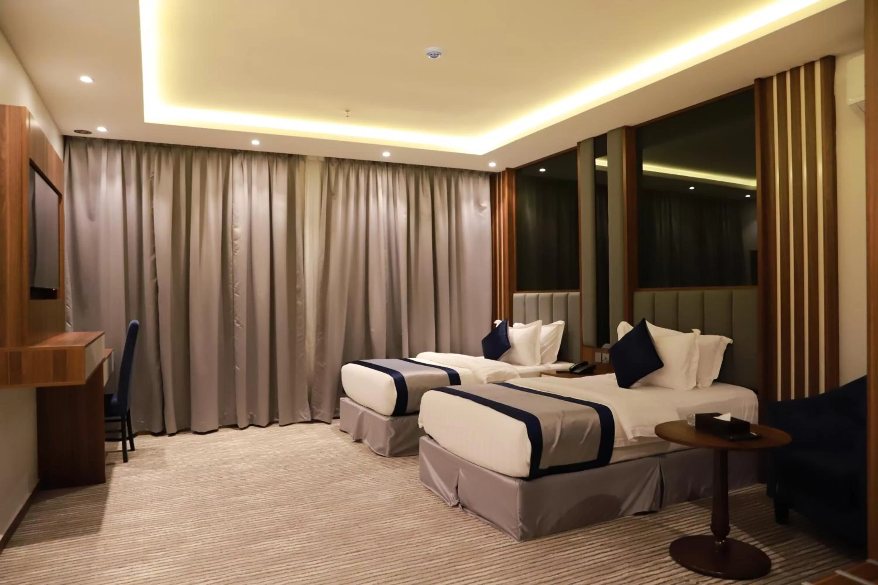 Bedroom, Bed in Tulip View Hotel