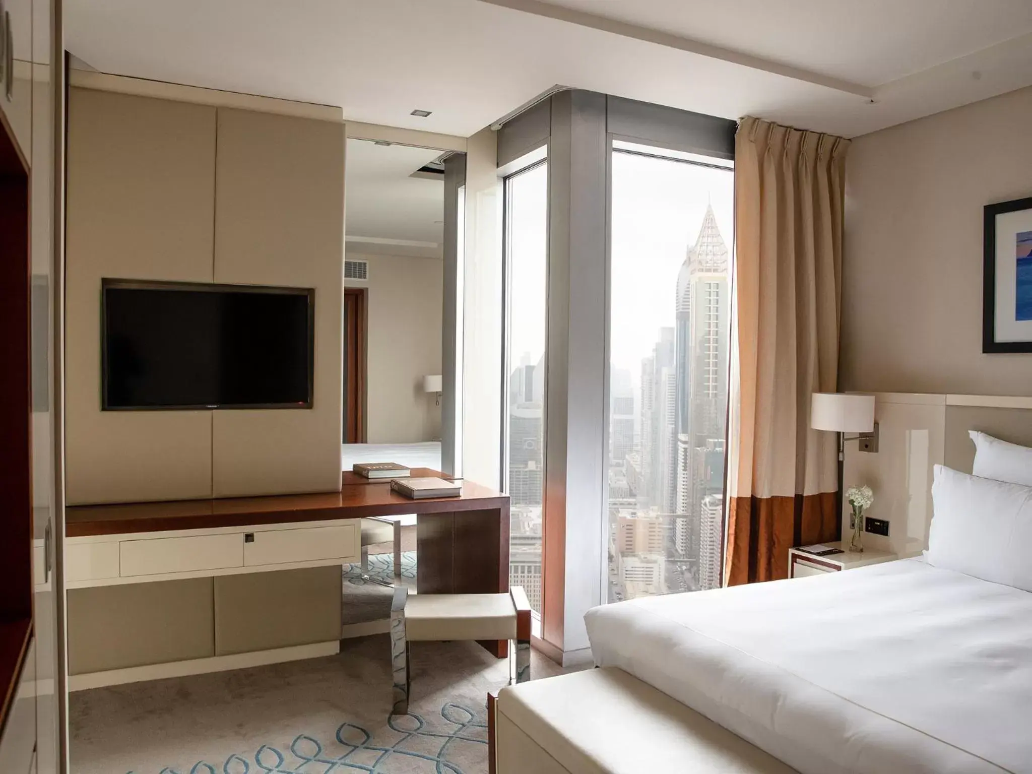 TV and multimedia, Bed in Jumeirah Emirates Towers