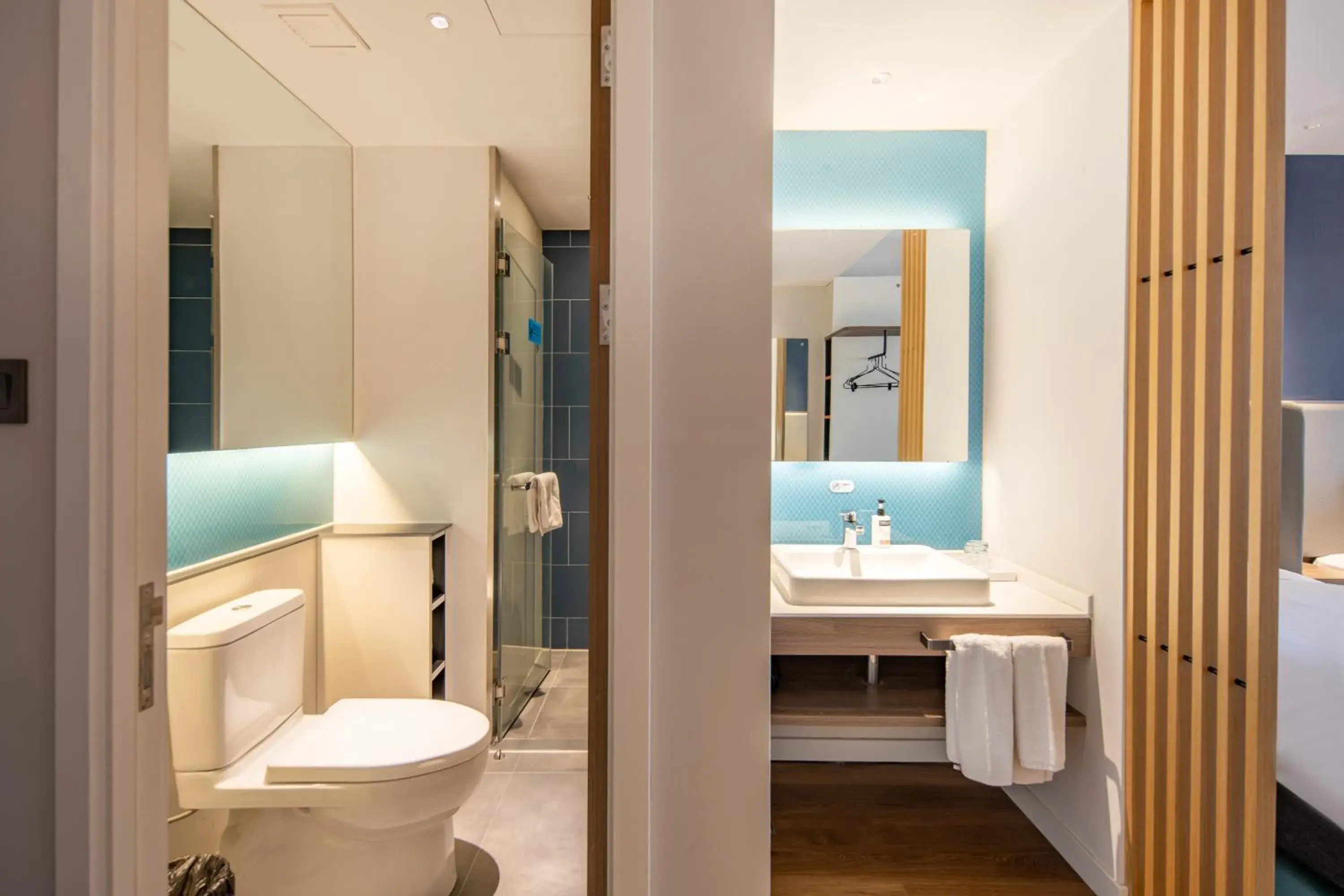 Bathroom in Holiday Inn Express Shanghai Jiading New City, an IHG Hotel