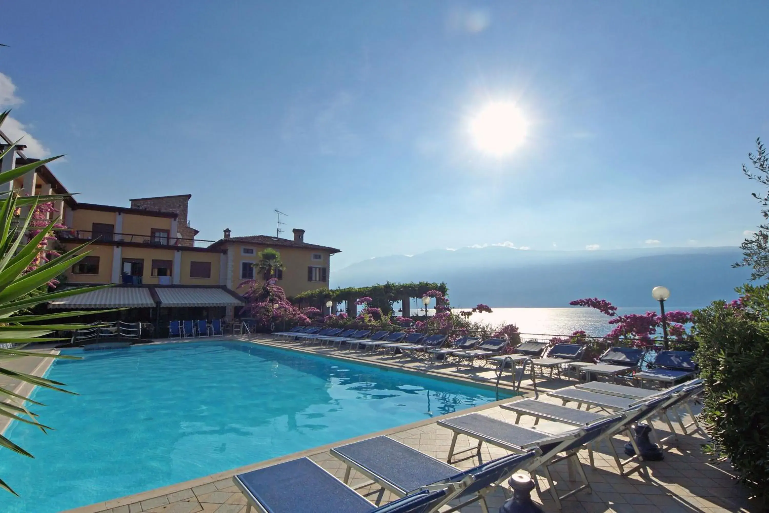 Lake view, Swimming Pool in Hotel Palazzina