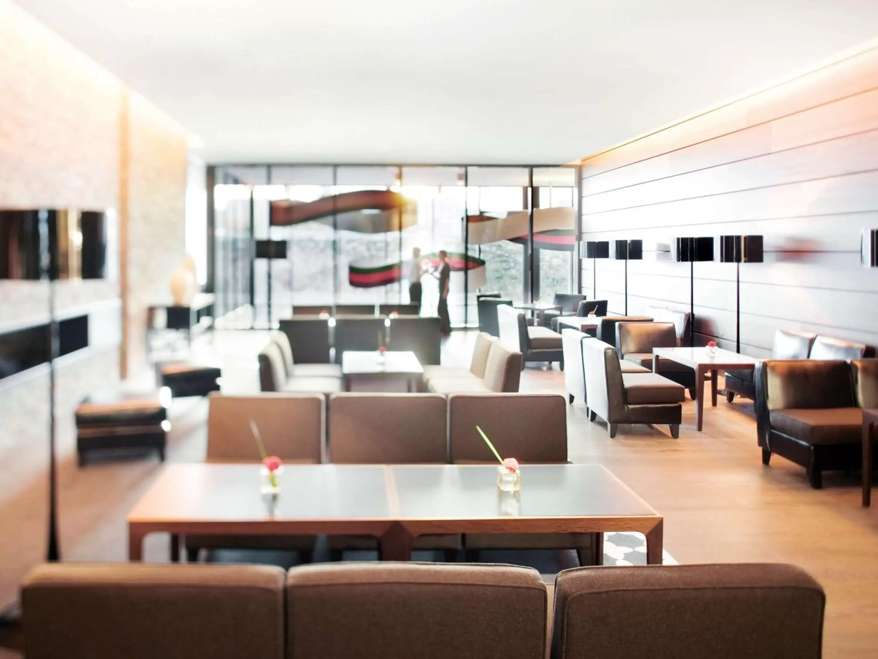 Business facilities, Restaurant/Places to Eat in Mövenpick Hotel Stuttgart Airport