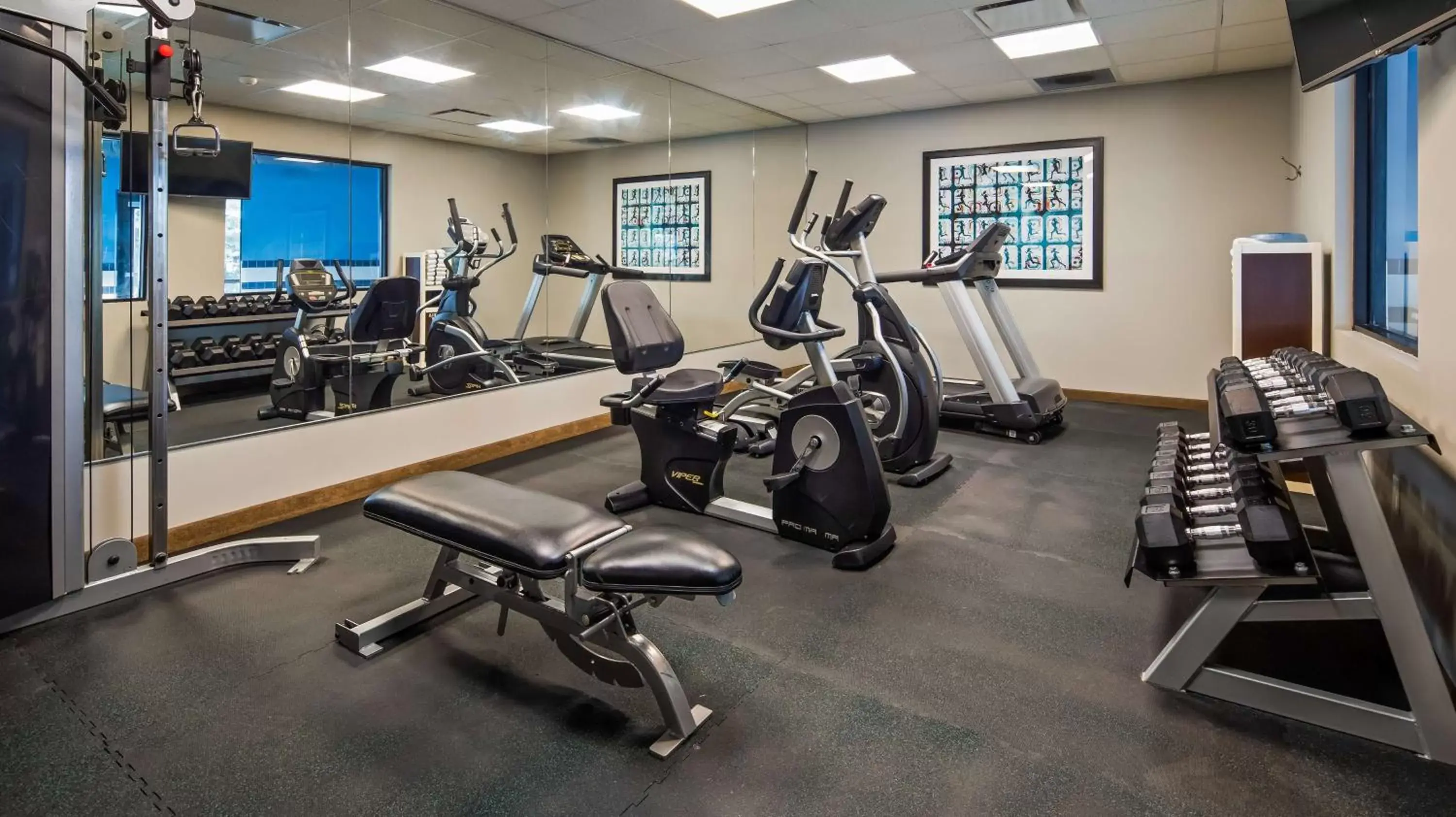 Fitness centre/facilities, Fitness Center/Facilities in Best Western Plus Olathe Hotel