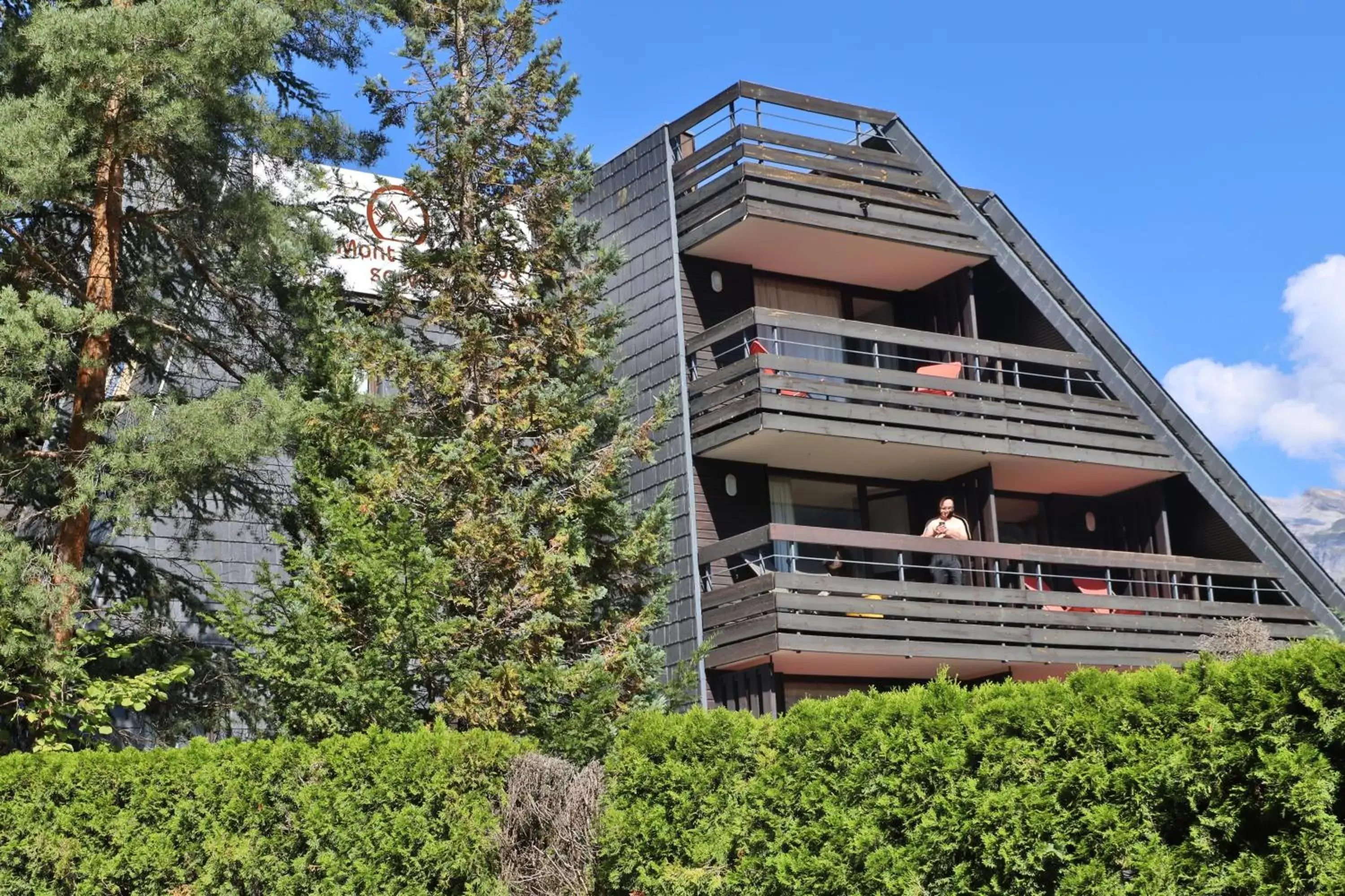 Property building in SOWELL HOTELS Mont Blanc et SPA Property building in SOWELL HOTELS Mont Blanc et SPA