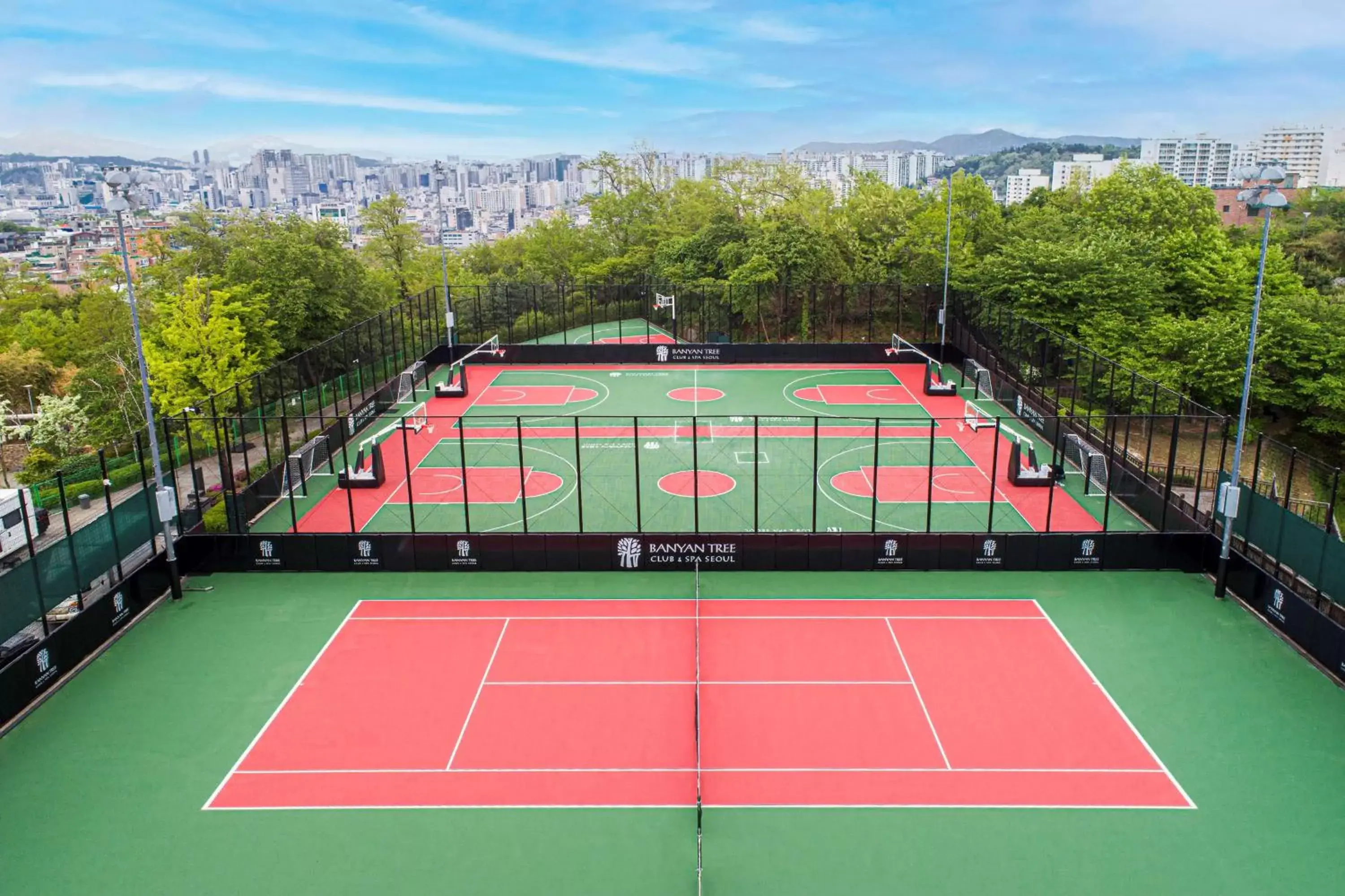 Sports, Tennis/Squash in Banyan Tree Club & Spa Seoul