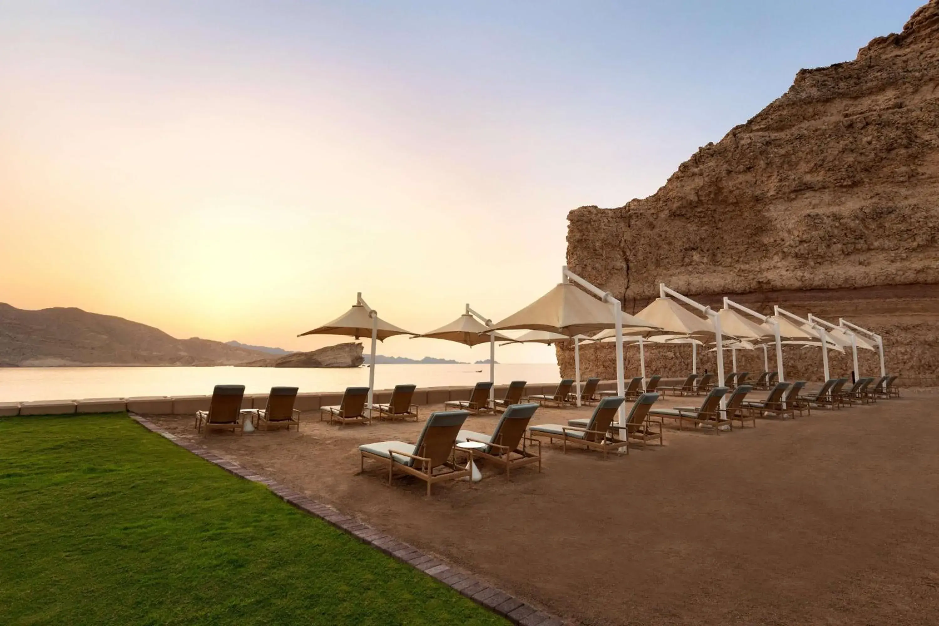 Beach in Shangri-La Al Husn Resort & Spa