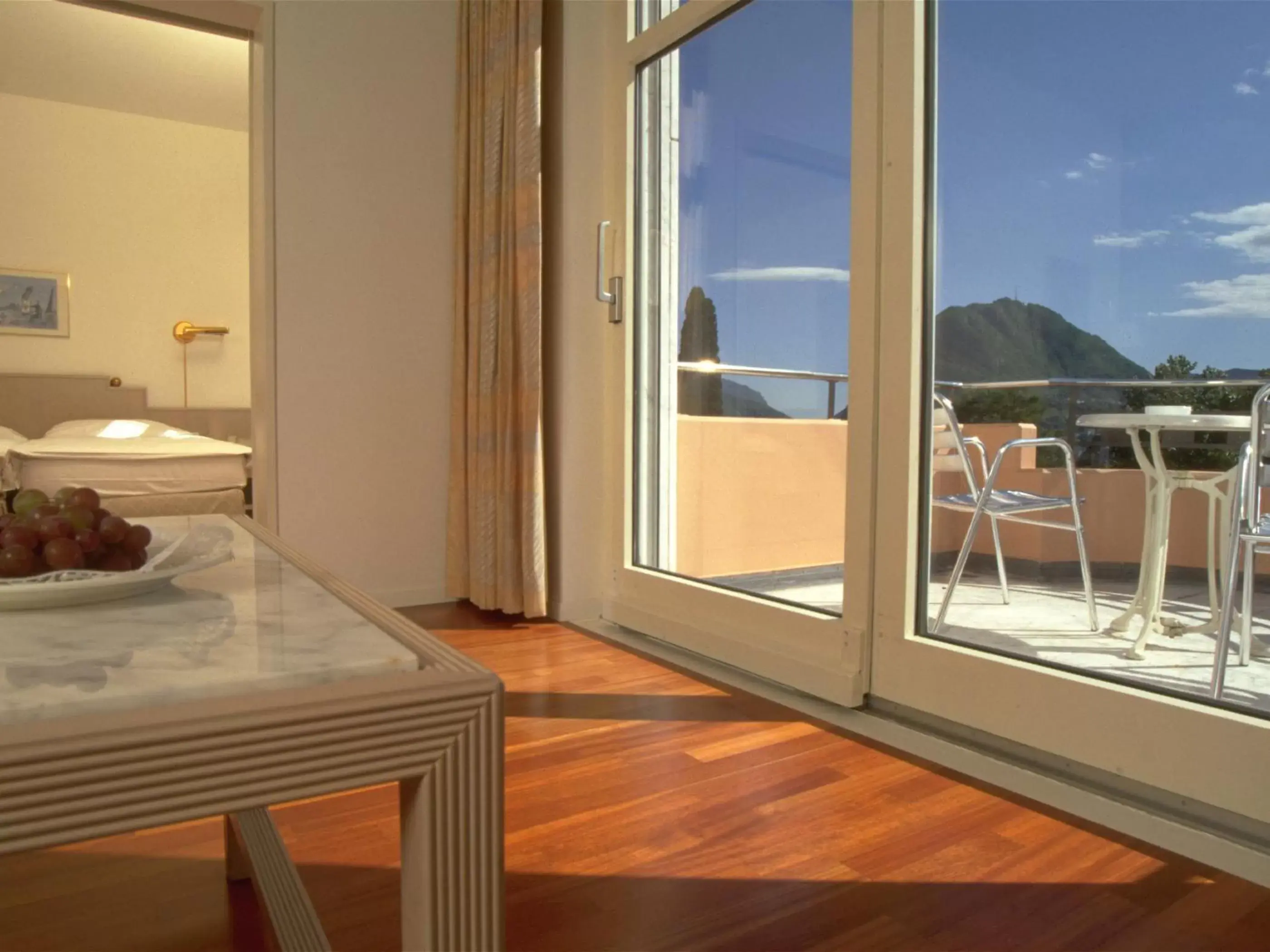 Living room in Villa Sassa Hotel, Residence & Spa - Ticino Hotels Group