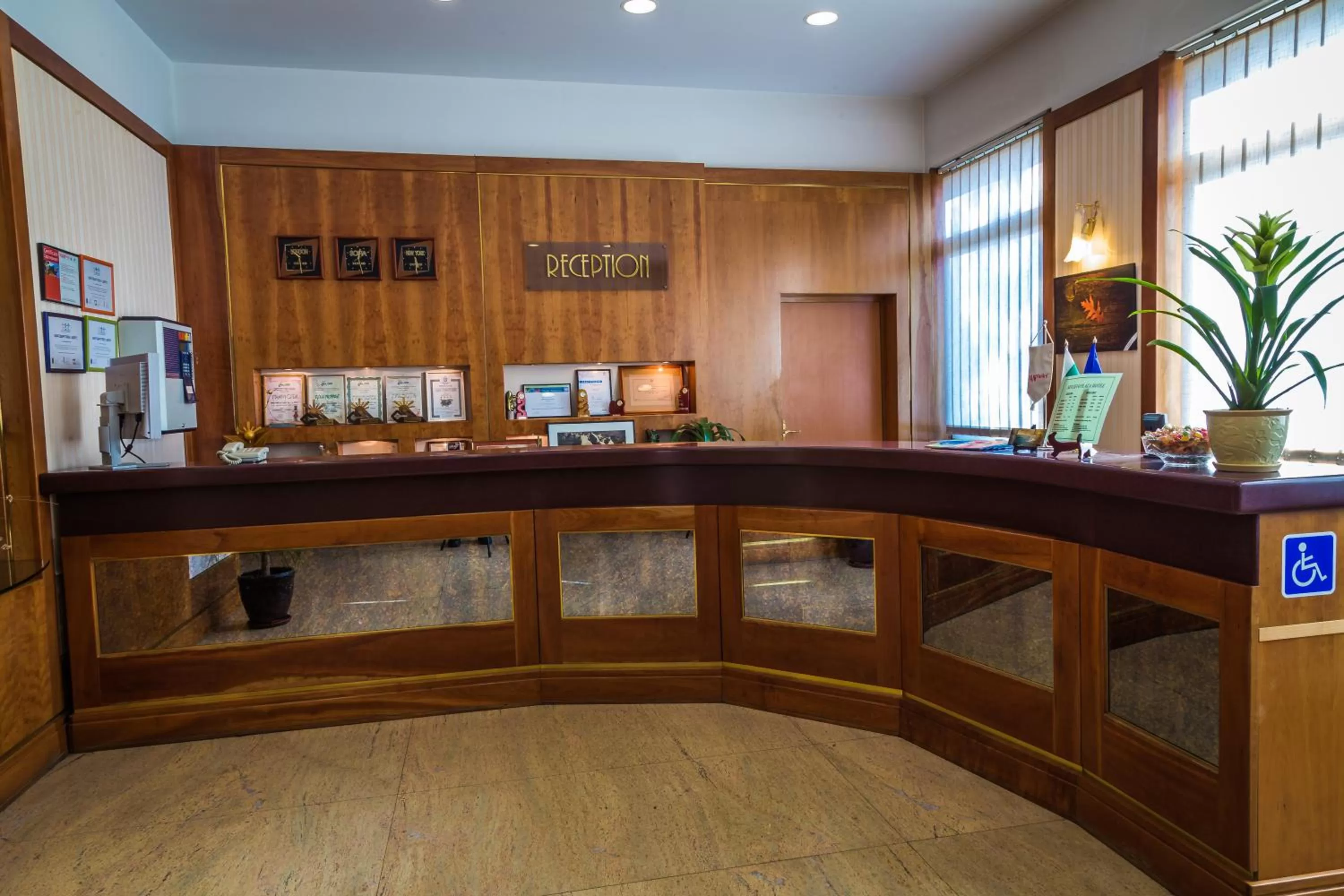 Lobby or reception in Hotel Sevlievo Plaza