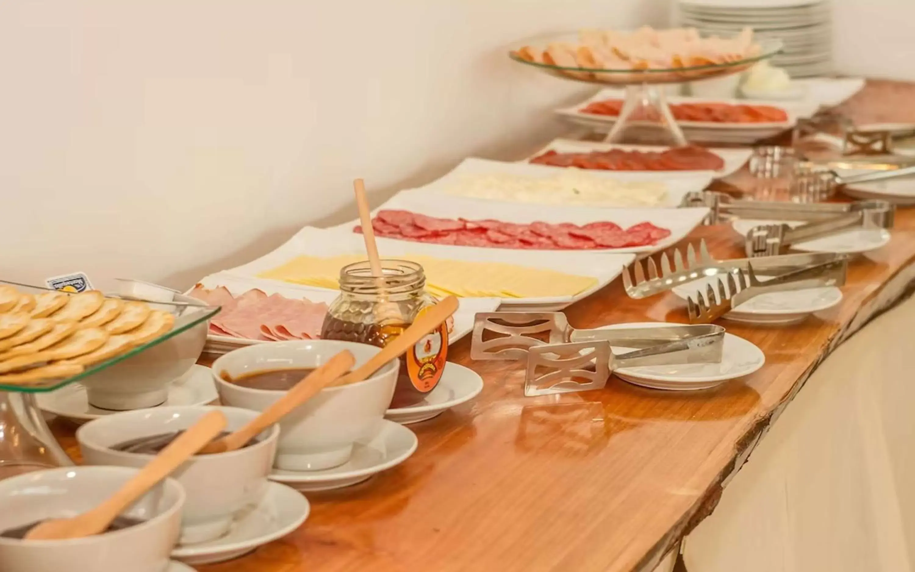 Restaurant/places to eat in Best Western Patagonia Restaurant/places to eat in Best Western Patagonia