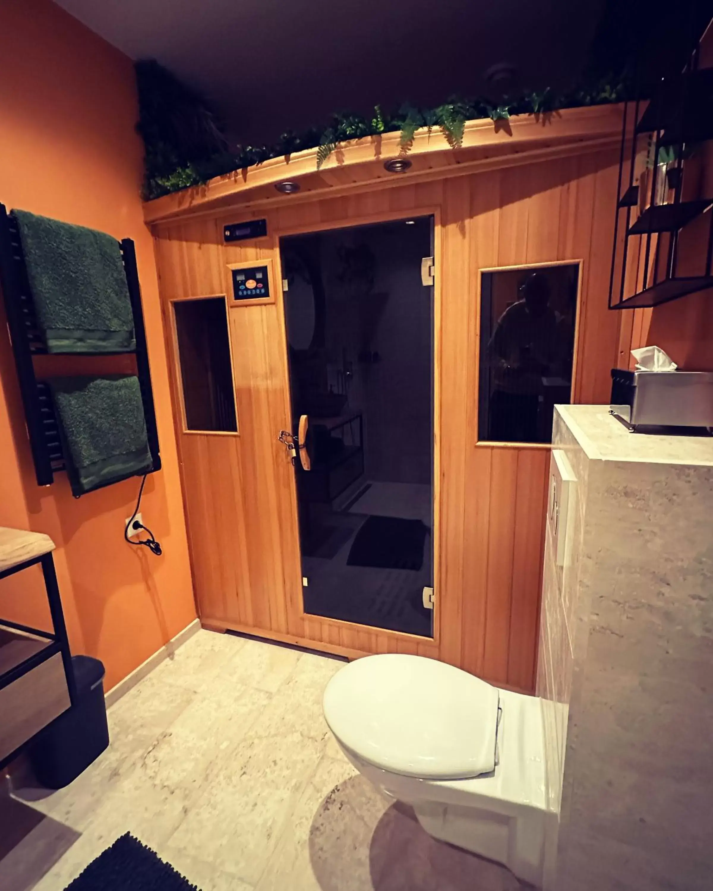 Sauna, Bathroom in Heaven in East B&B