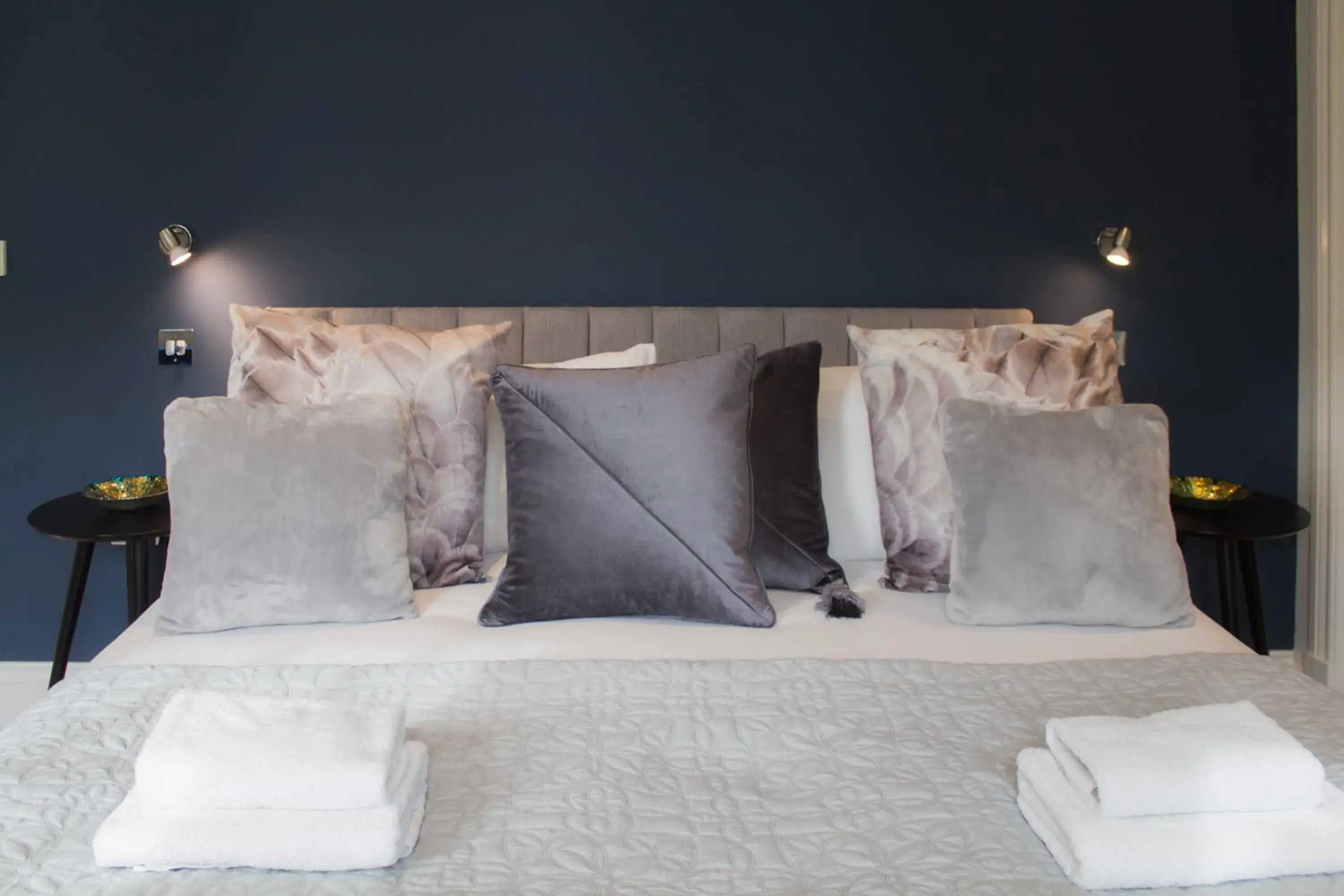 Bedroom, Bed in Townhouse of Bath