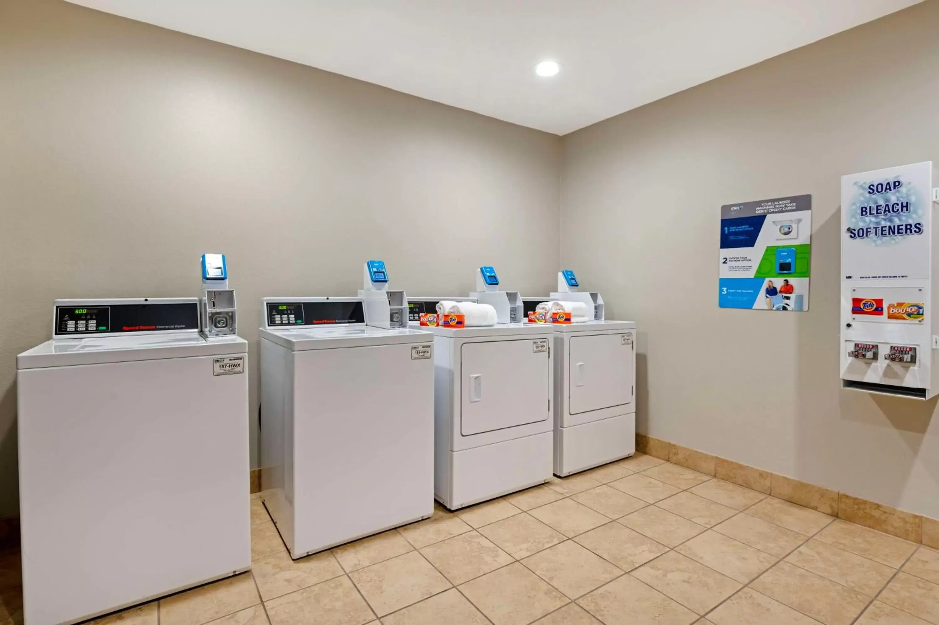 Property building in Best Western Plus Greenwood Indy South Inn Property building in Best Western Plus Greenwood Indy South Inn