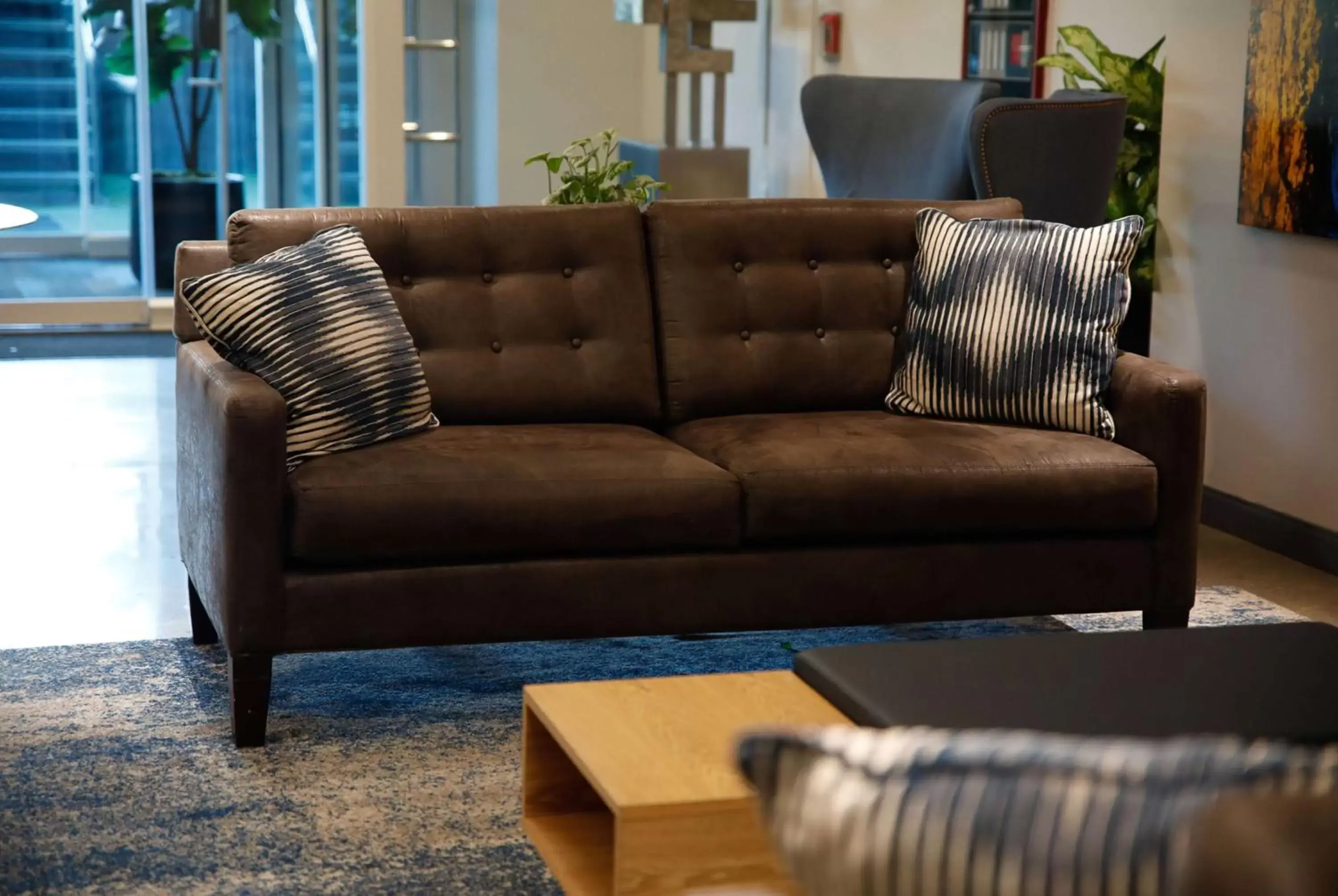 Lobby or reception in Wingate by Wyndham Bronx Haven Park Lobby or reception in Wingate by Wyndham Bronx Haven Park