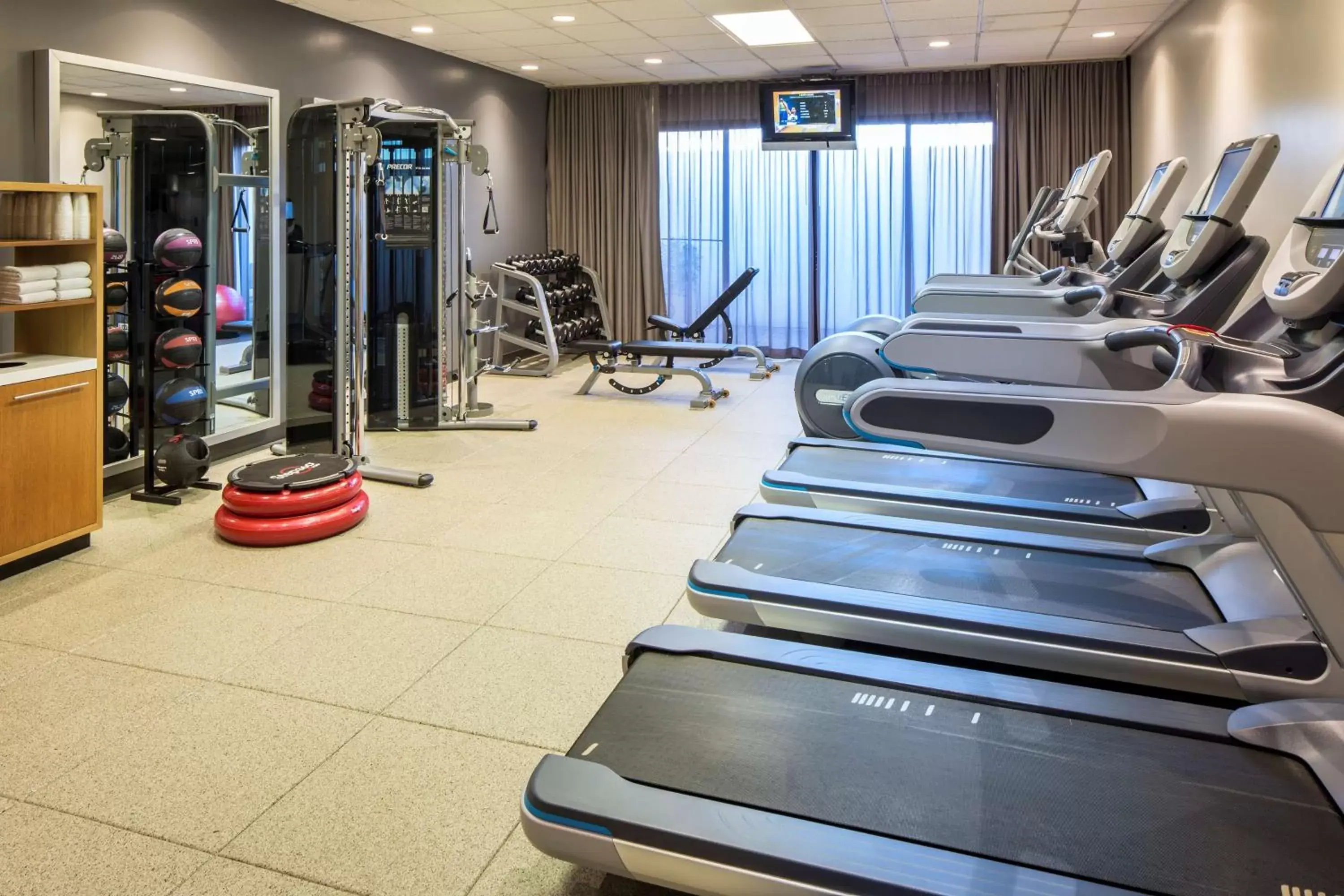 Fitness centre/facilities, Fitness Center/Facilities in DoubleTree by Hilton Newark-Fremont