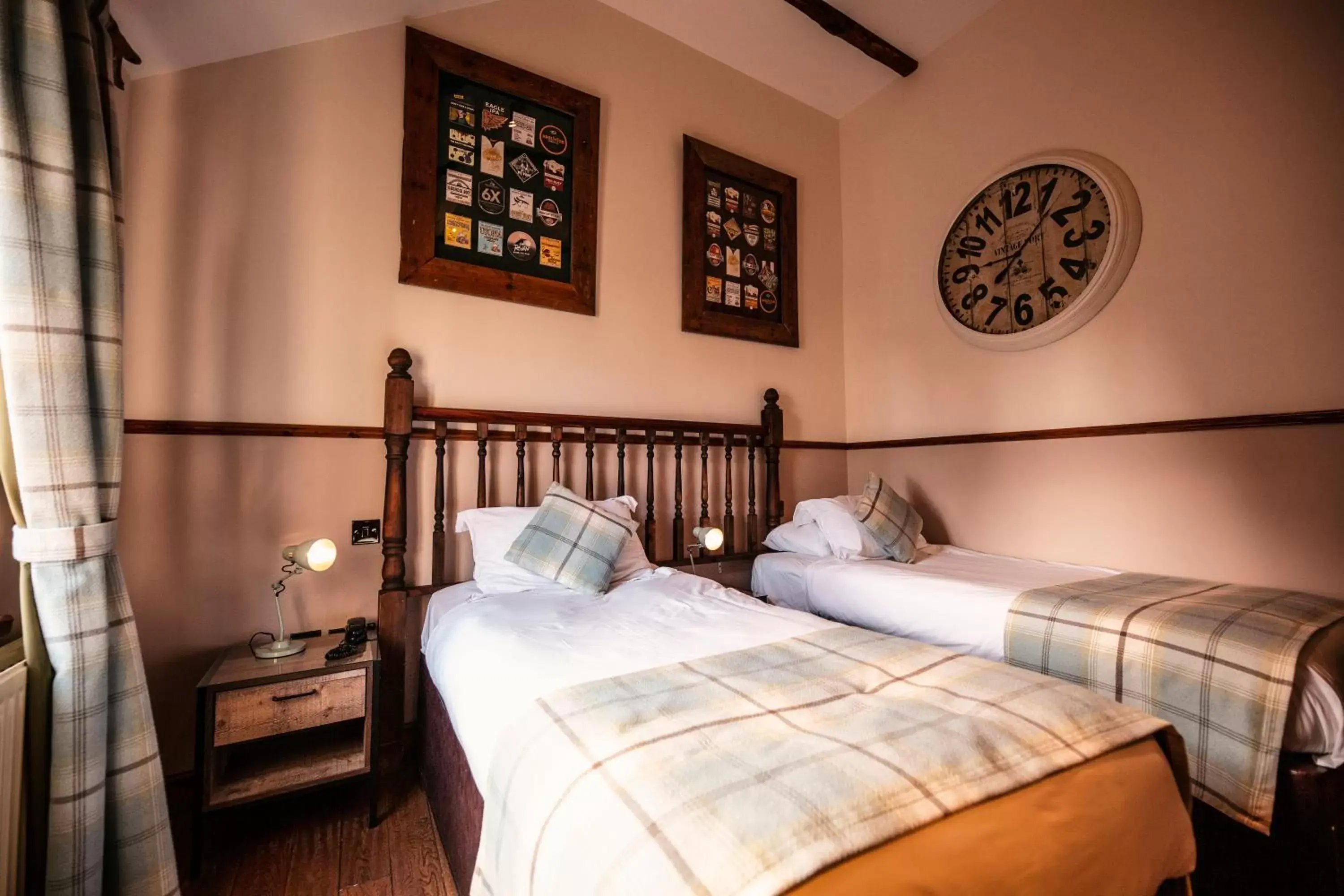 Bedroom in South Causey Inn