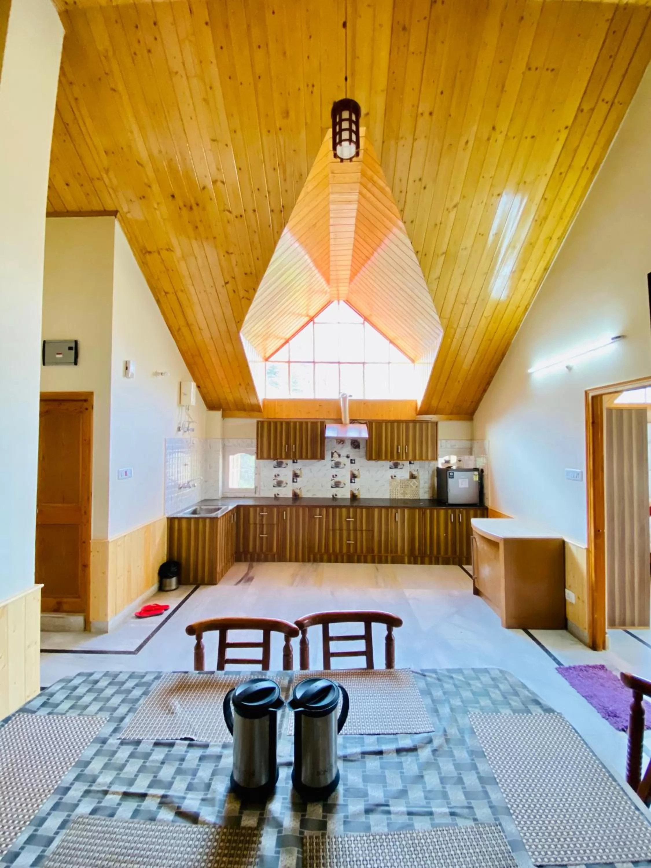 Kitchen or kitchenette in Sai Cottage Shimla