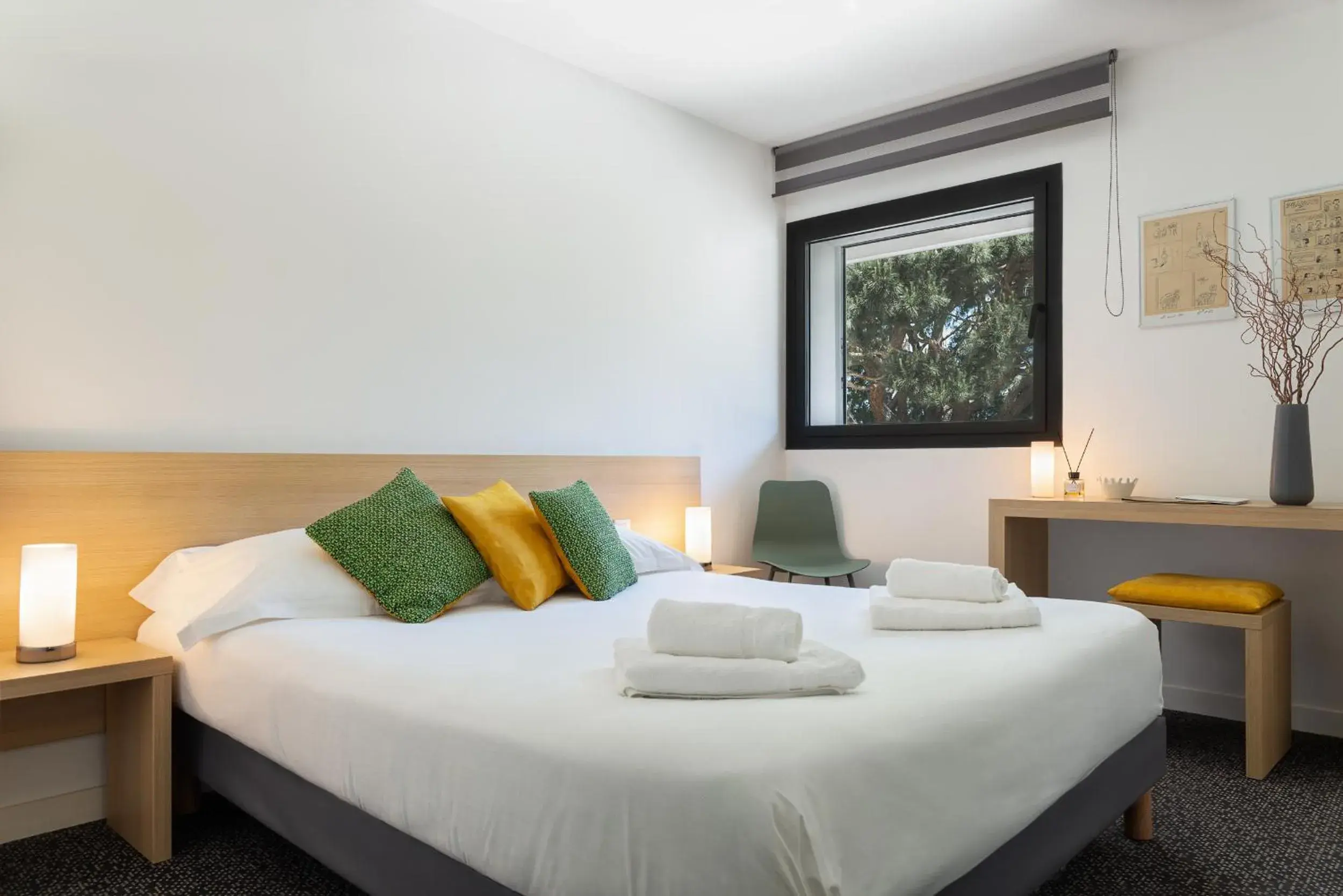 Bedroom, Bed in Grand Hotel Du Golfe