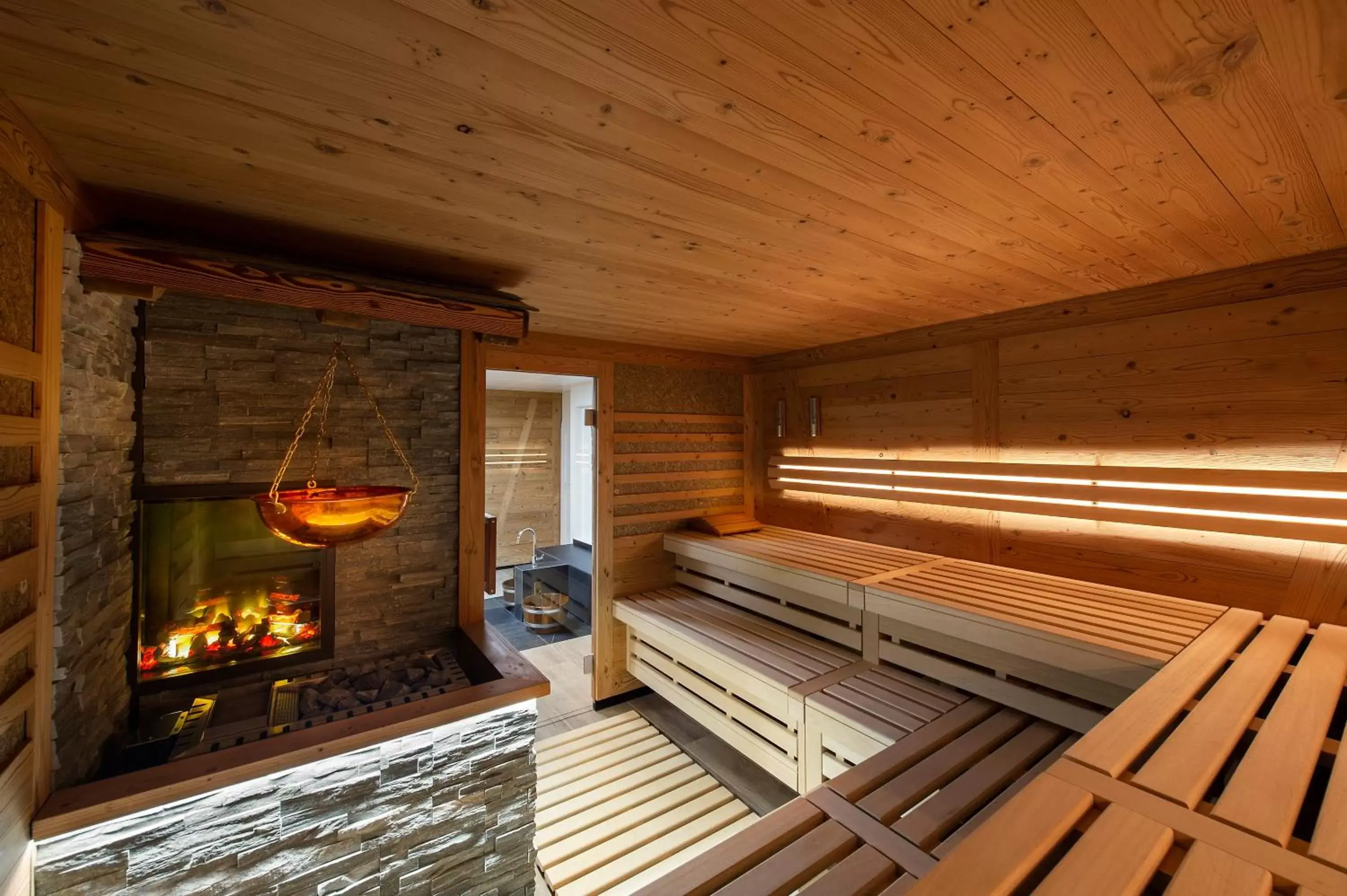 Sauna in GOLFHOTEL Les Hauts de Gstaad & SPA