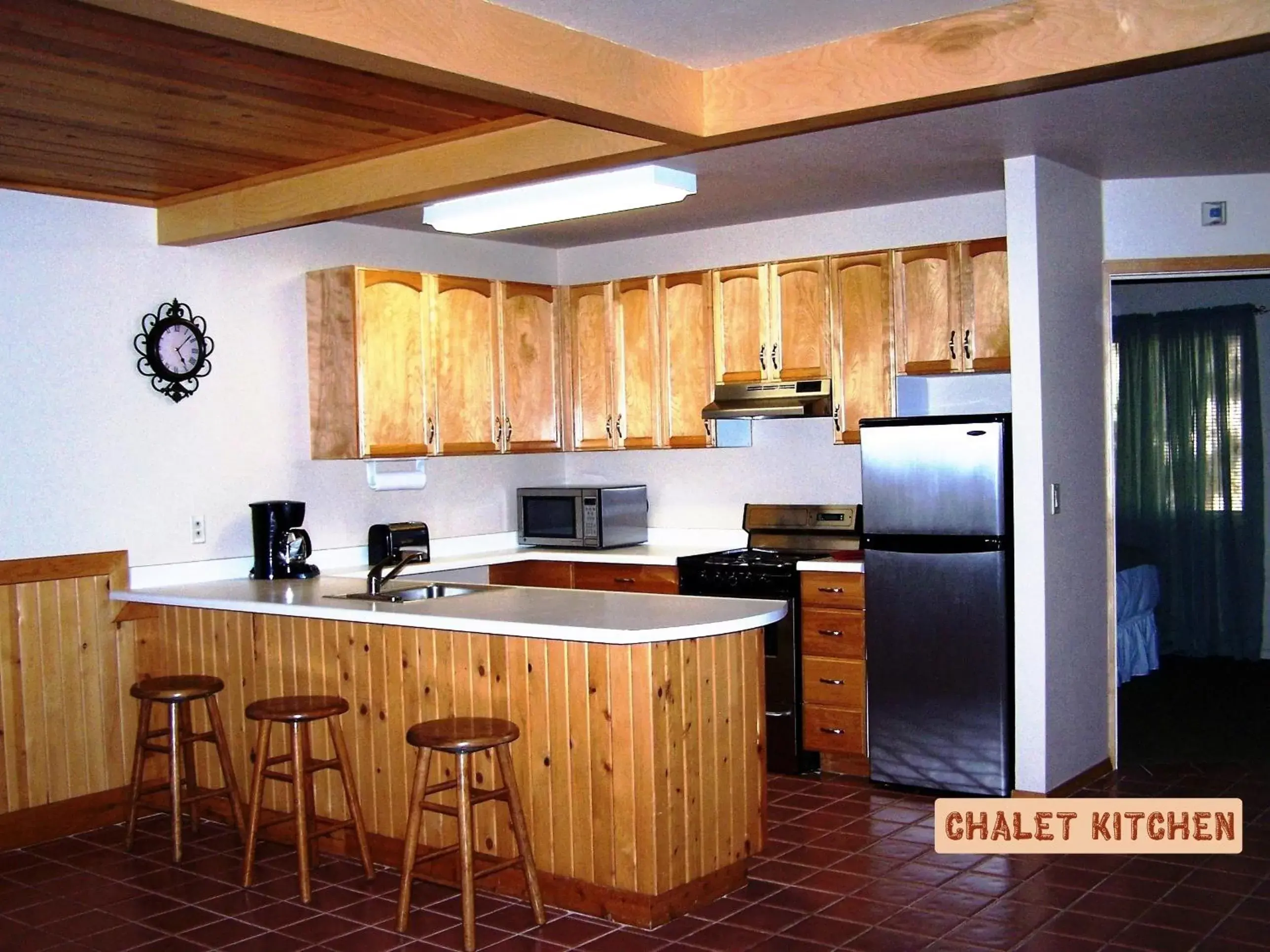 Kitchen or kitchenette, Kitchen/Kitchenette in Mount Shasta Resort