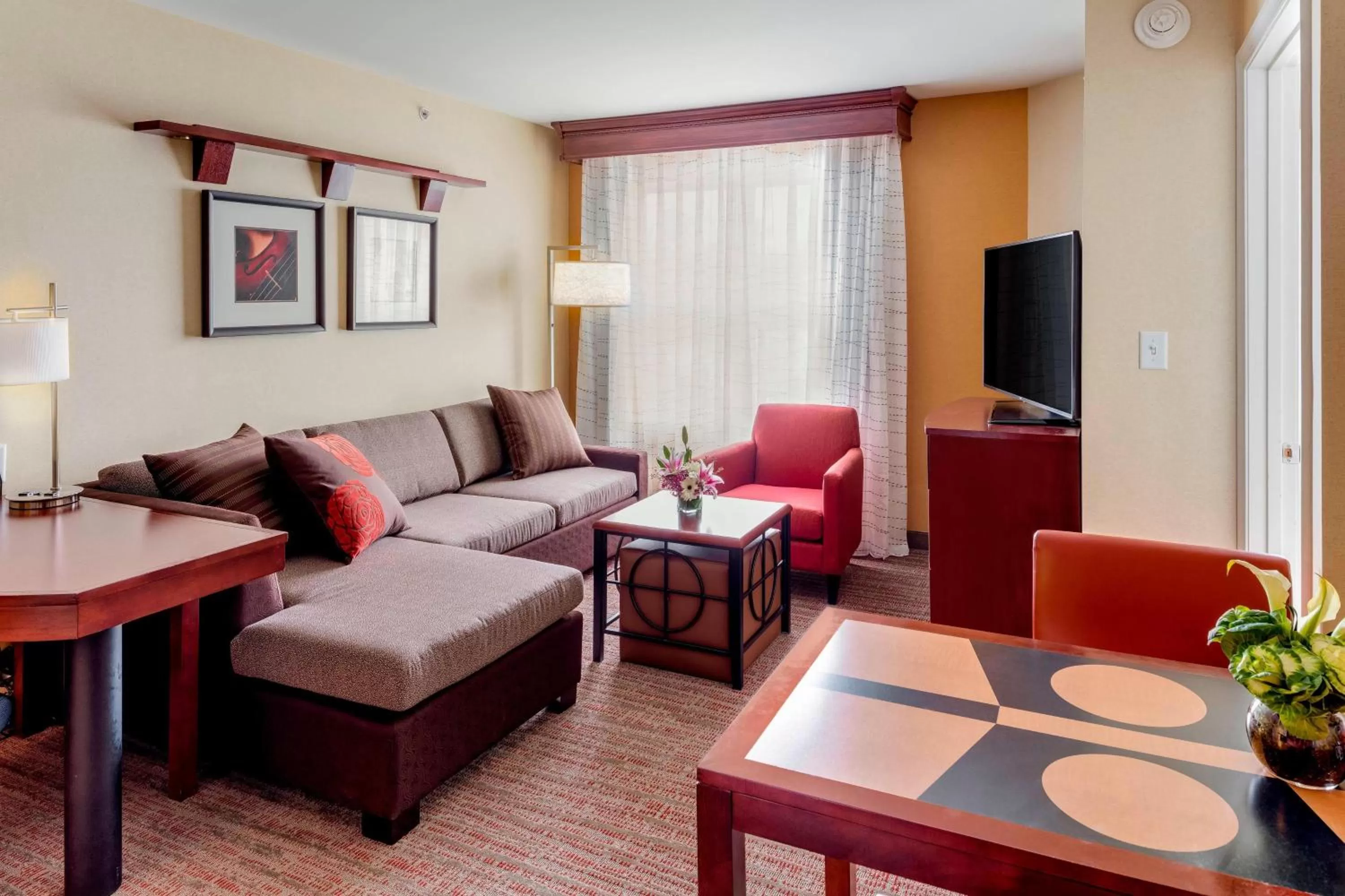 Living room in Residence Inn by Marriott Auburn