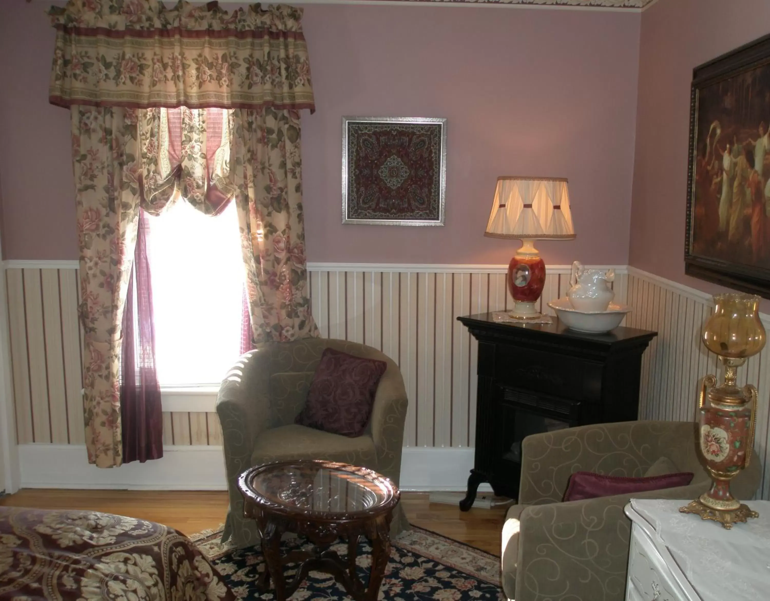 Photo of the whole room, Seating Area in Ô Bois Dormant B&B