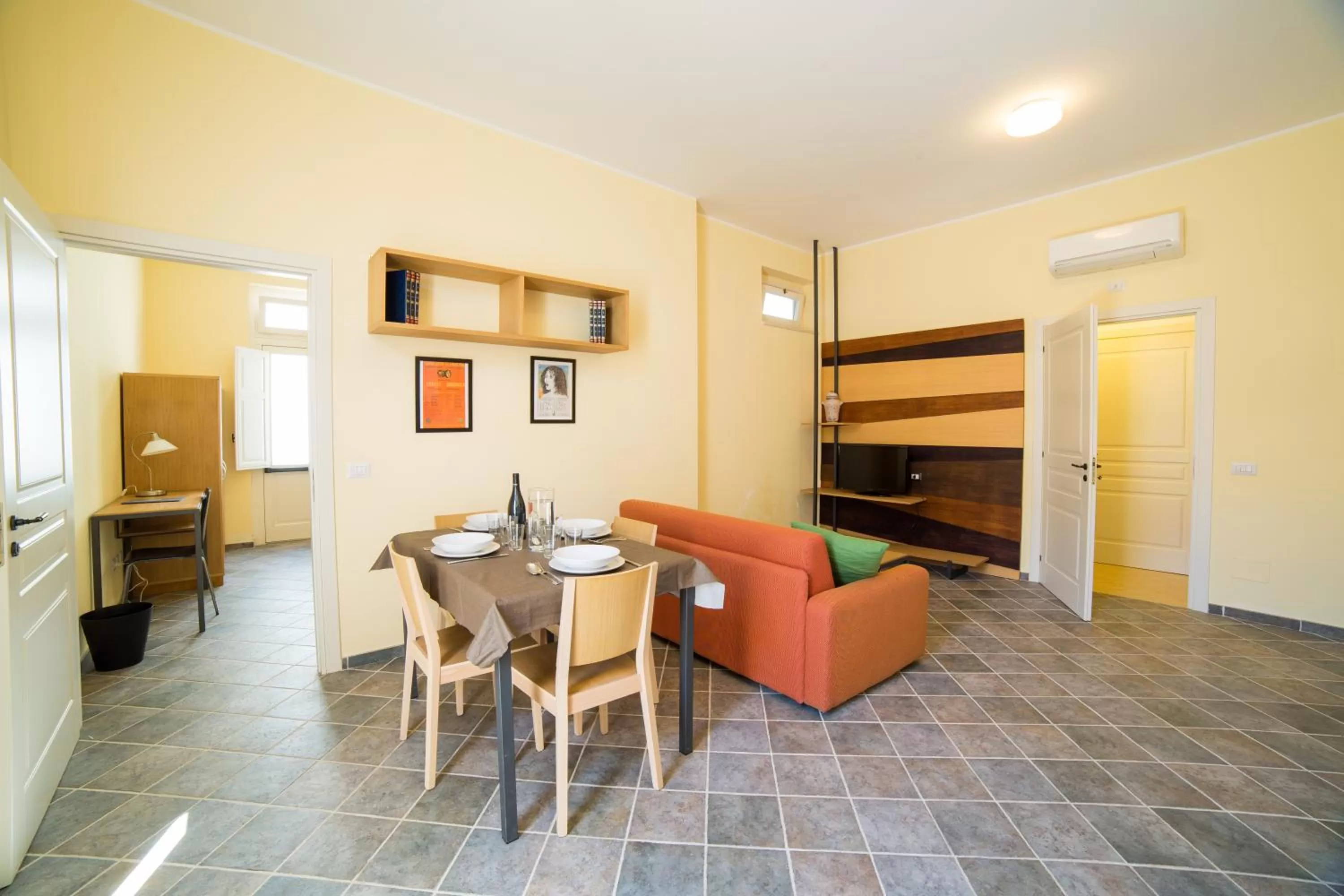 TV and multimedia in Dimora De Mauro