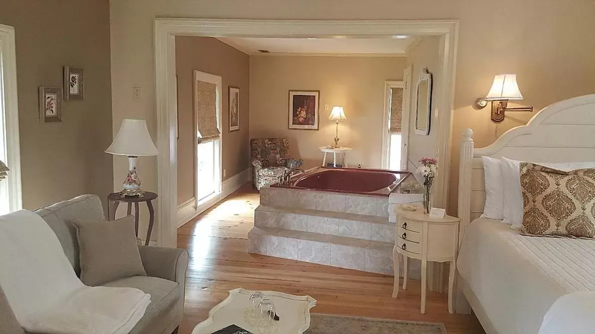 King Suite with Balcony in The Wanderlust Hotel King Suite with Balcony in The Wanderlust Hotel