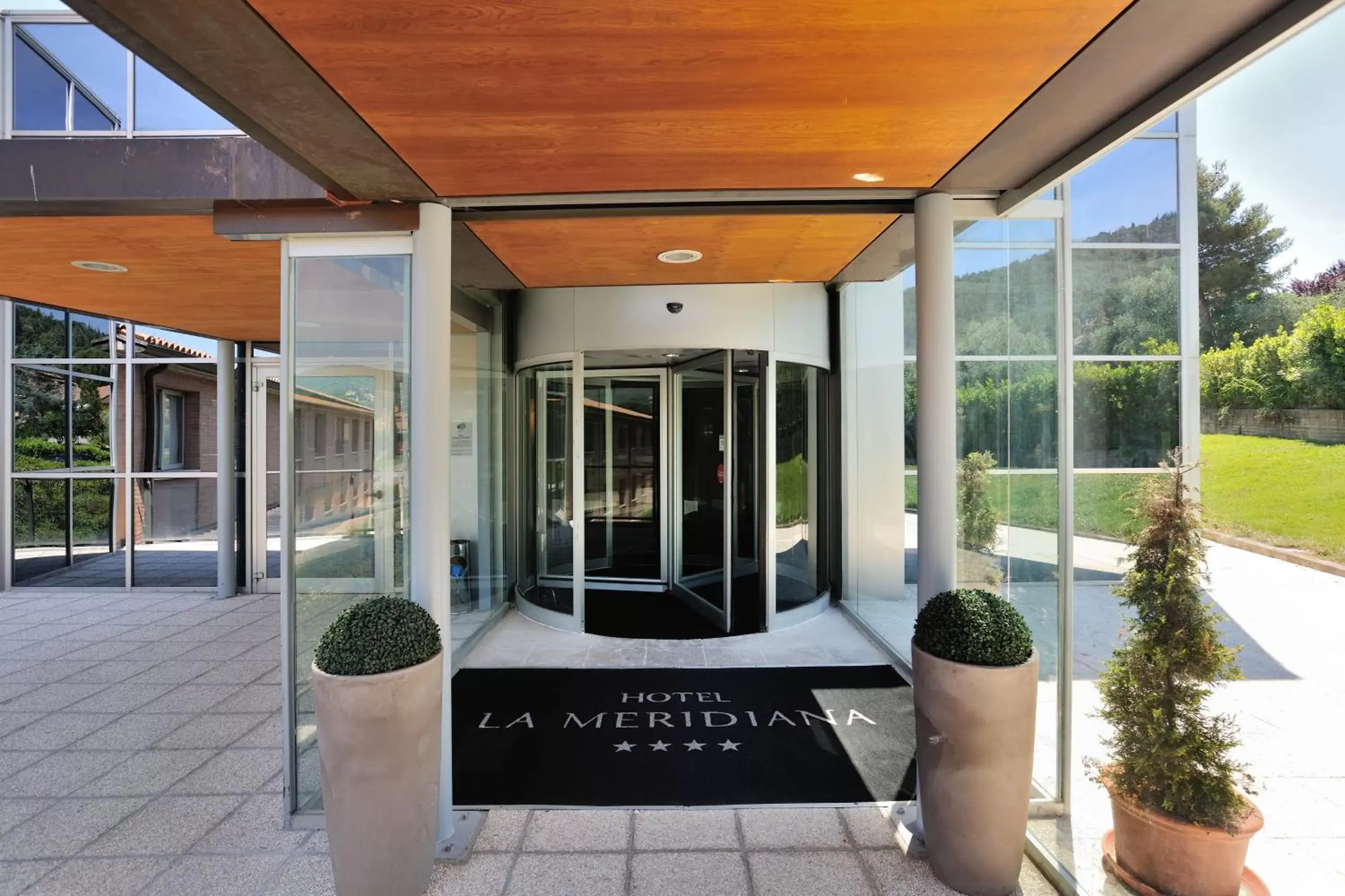 Facade/entrance in Hotel La Meridiana