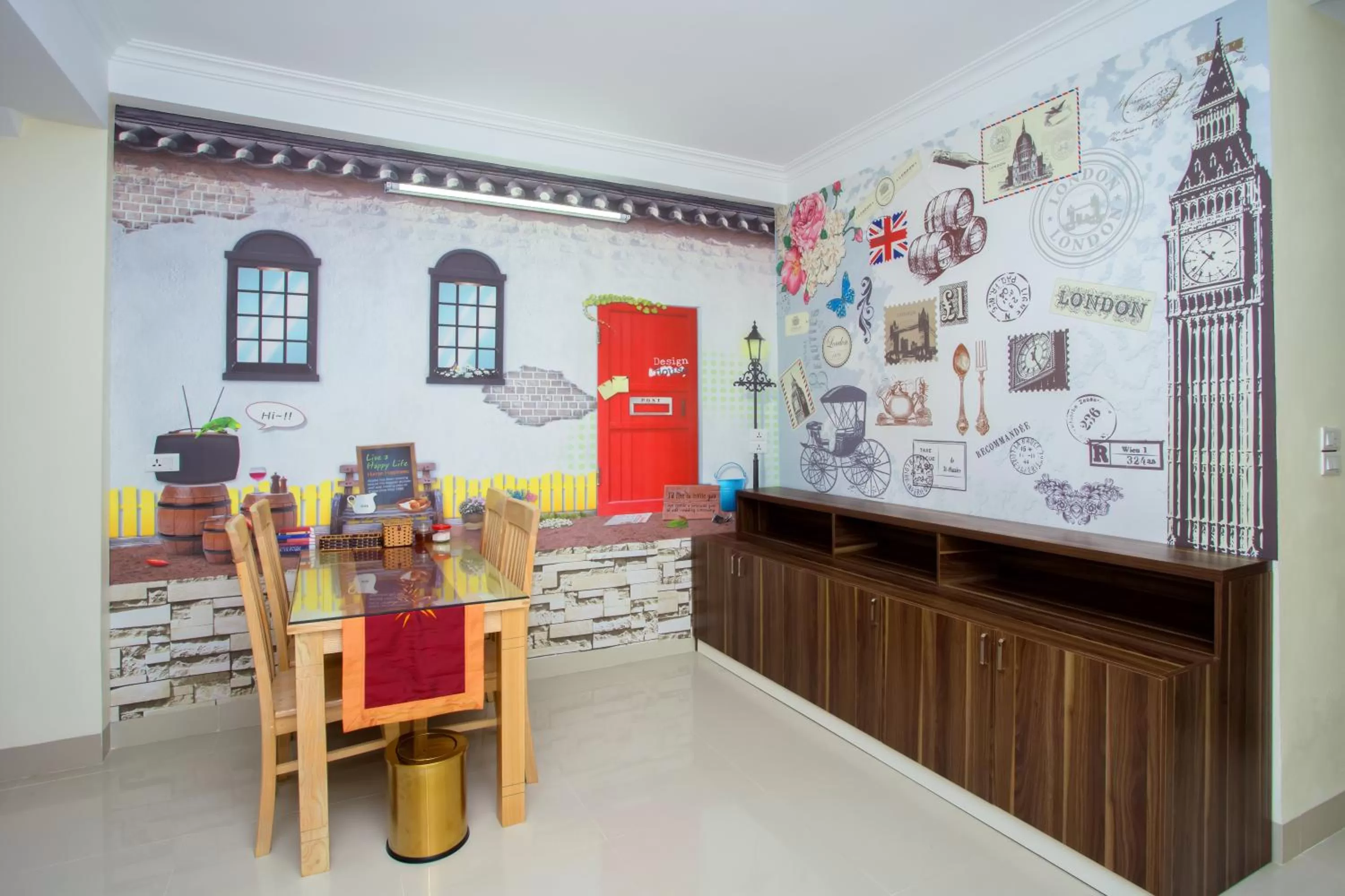 Seating area in Friendly Home Hotel