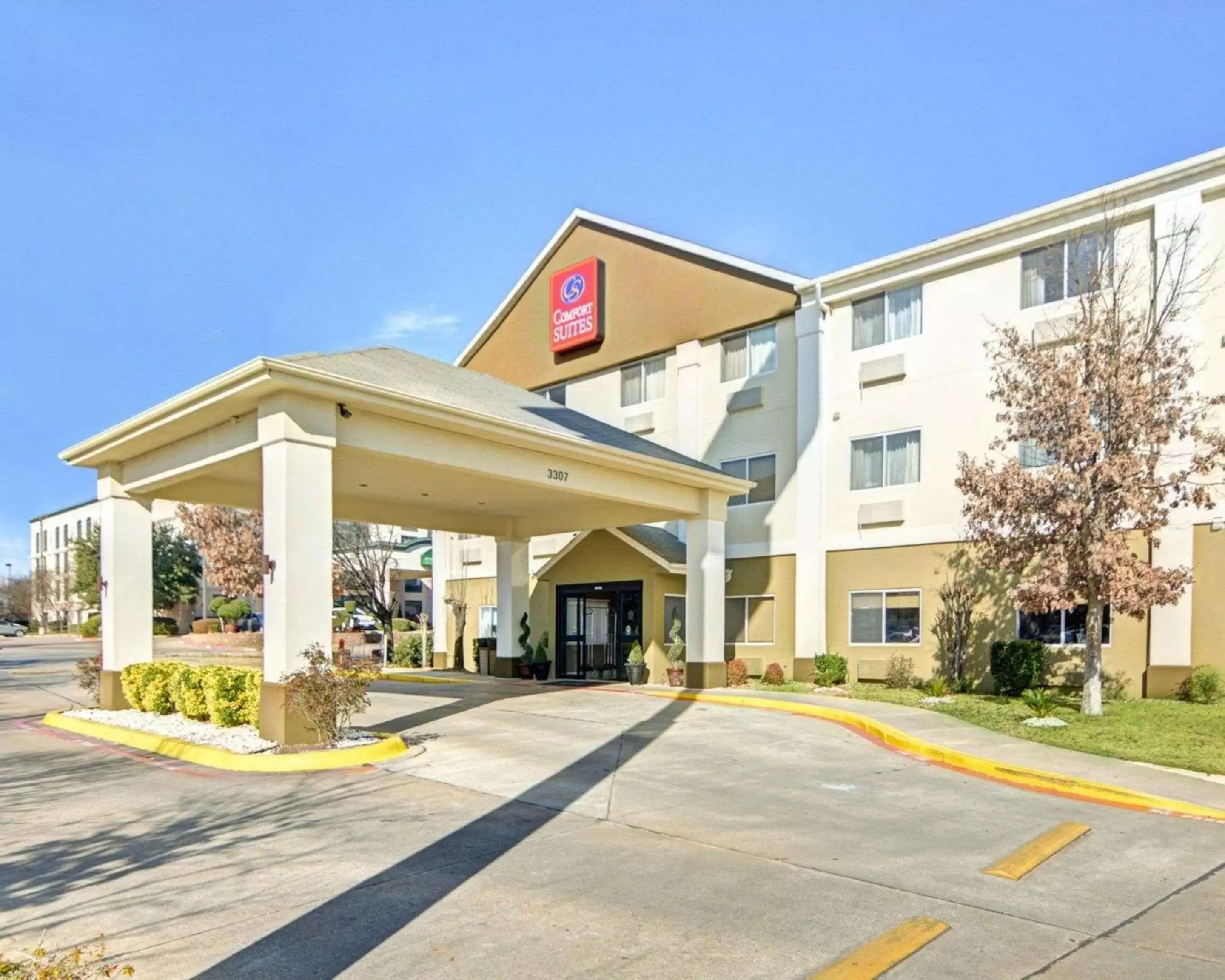 Property Building in Comfort Suites Longview North