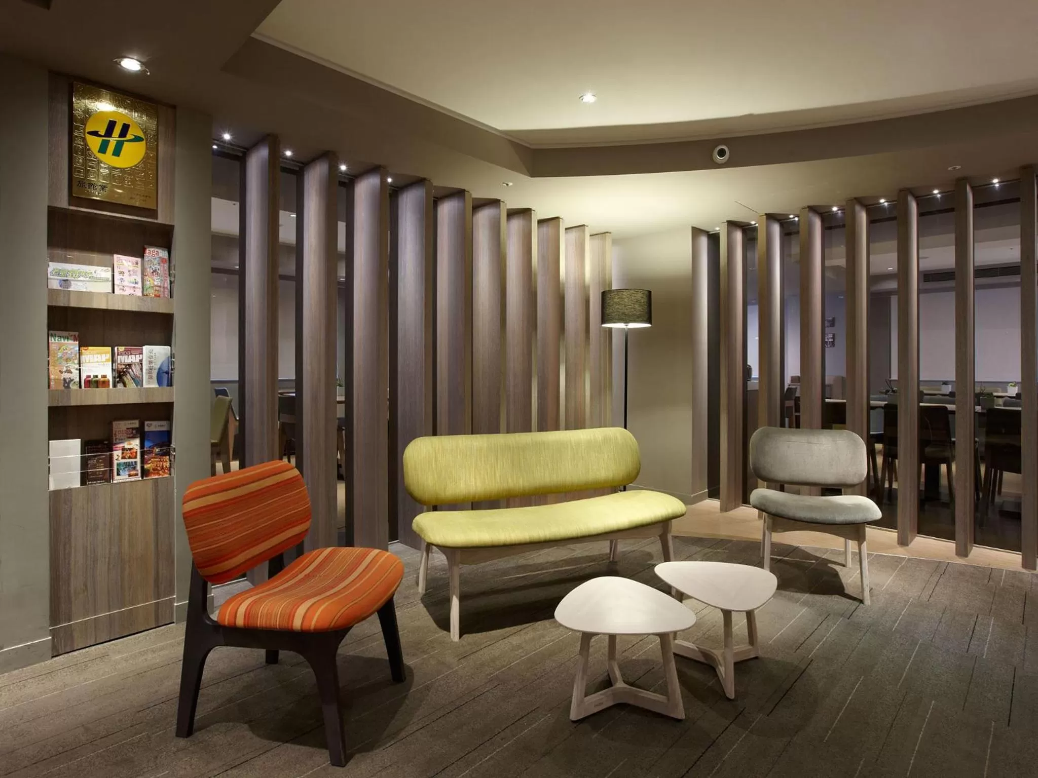 Lobby or reception in Royal Inn Taipei Linsen - Huashan 1914 Creative Park