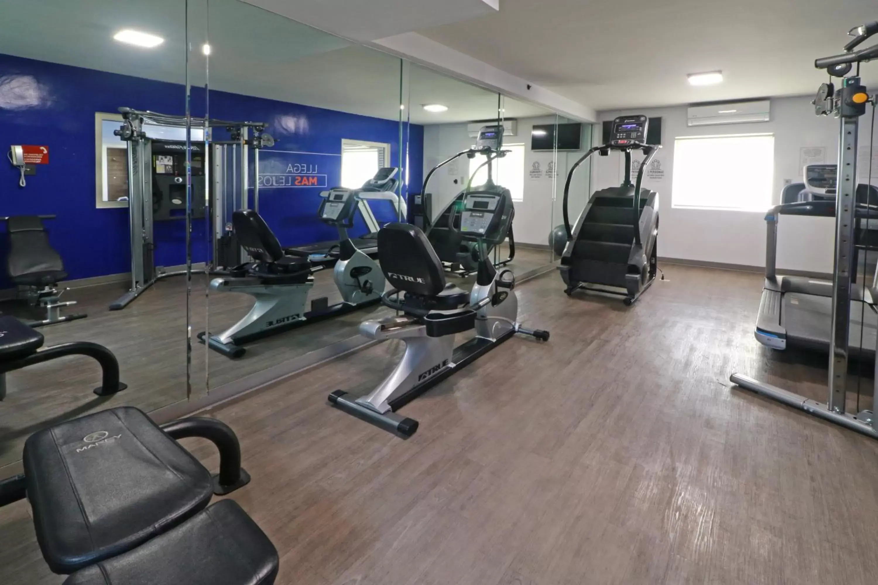 Fitness centre/facilities, Fitness Center/Facilities in Holiday Inn Express Piedras Negras, an IHG Hotel
