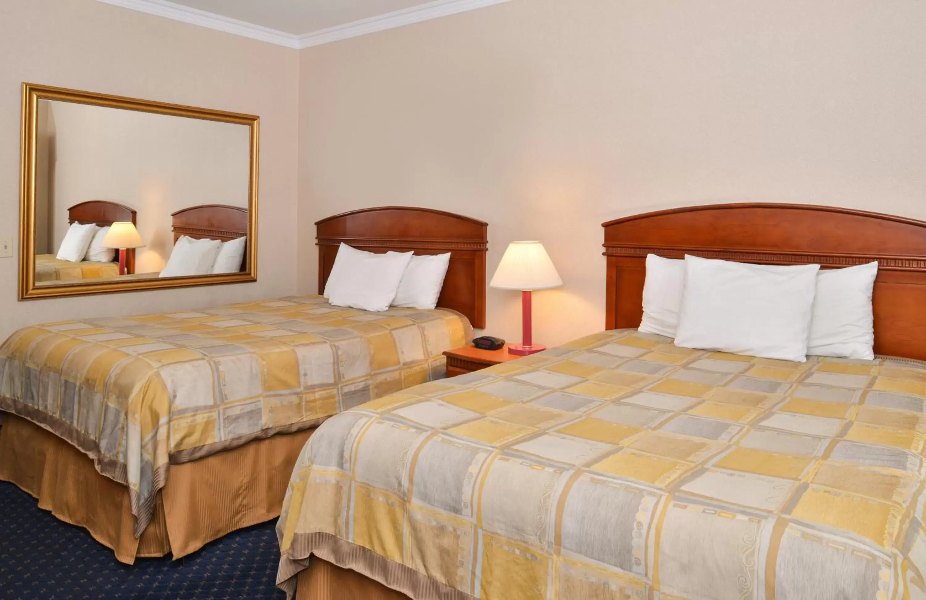 Bedroom, Bed in Americas Best Value Inn - Joshua Tree/Twentynine Palms