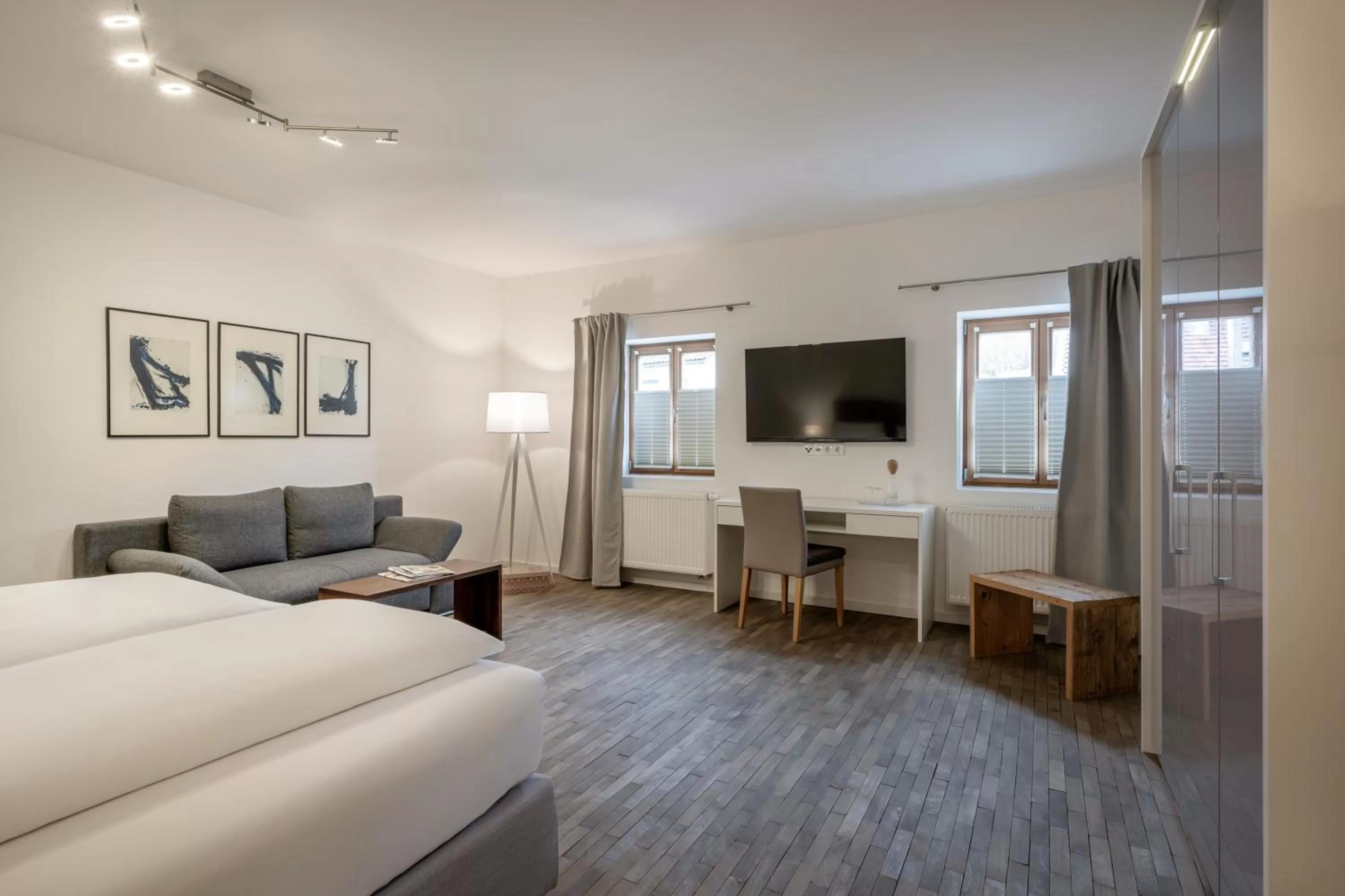 Photo of the whole room, Bed in Gasthaus Unterwirt