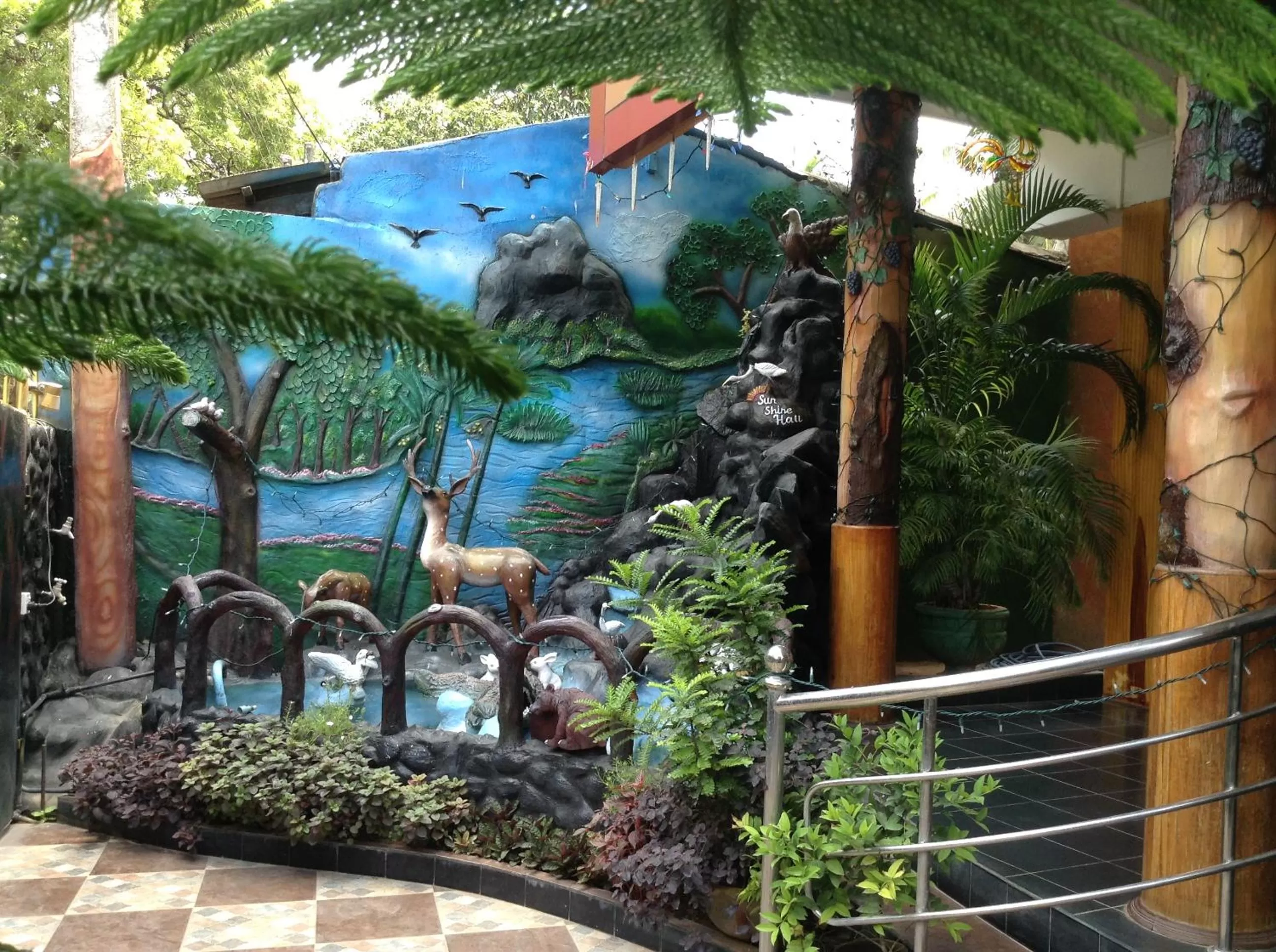 Garden in Sunshine Hotel