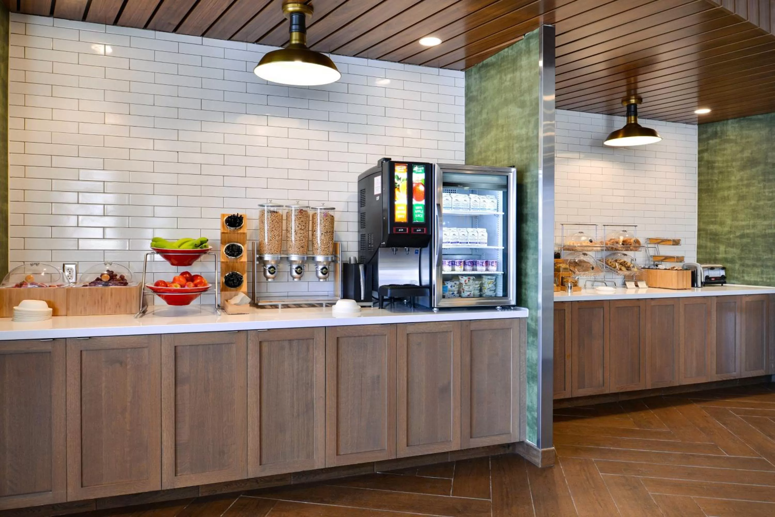 Breakfast in Fairfield Inn and Suites by Marriott Minneapolis Shakopee