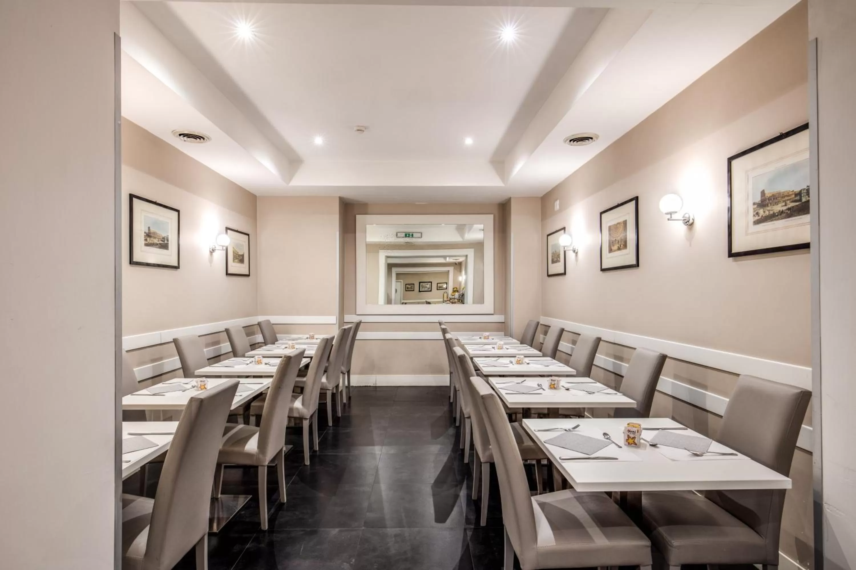 Buffet breakfast in Hotel Villafranca