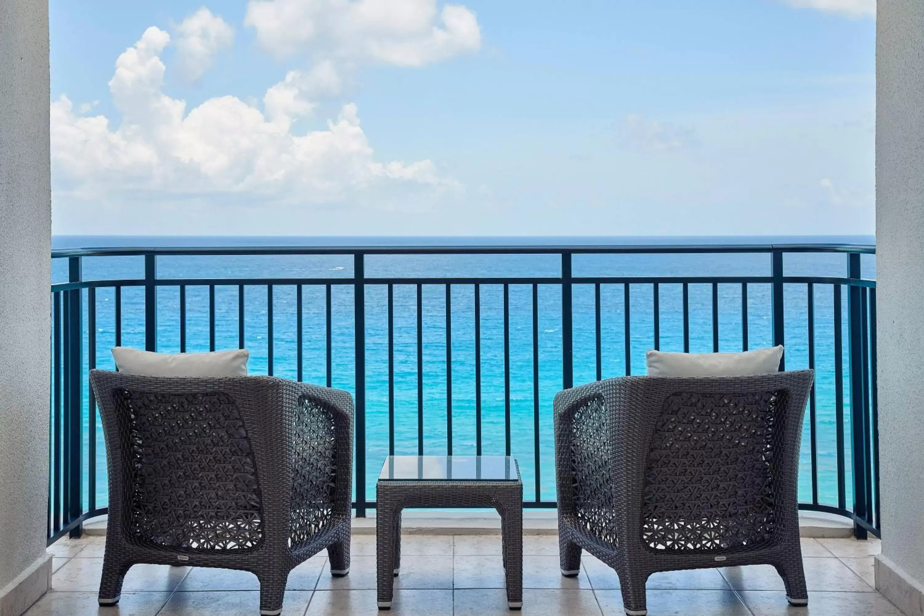 Photo of the whole room, Balcony/Terrace in JW Marriott Cancun Resort & Spa