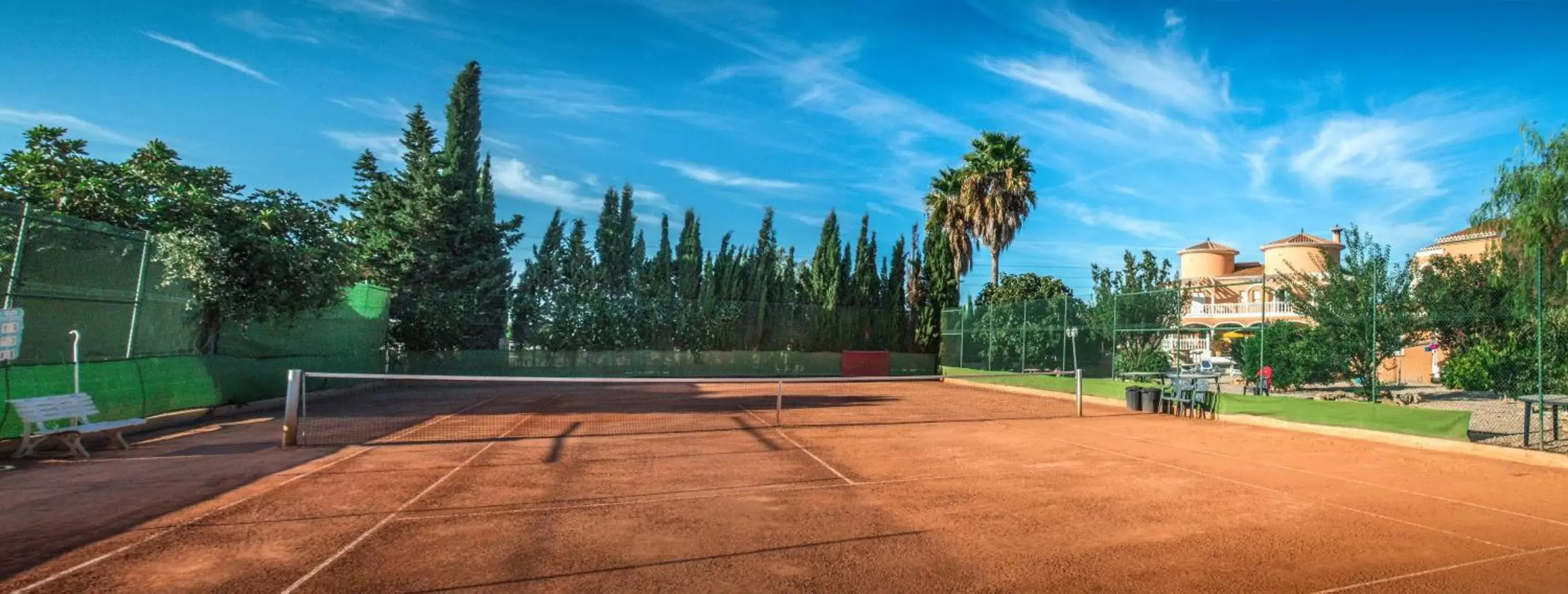 Tennis court, Other Activities in Pensión Los Caballos