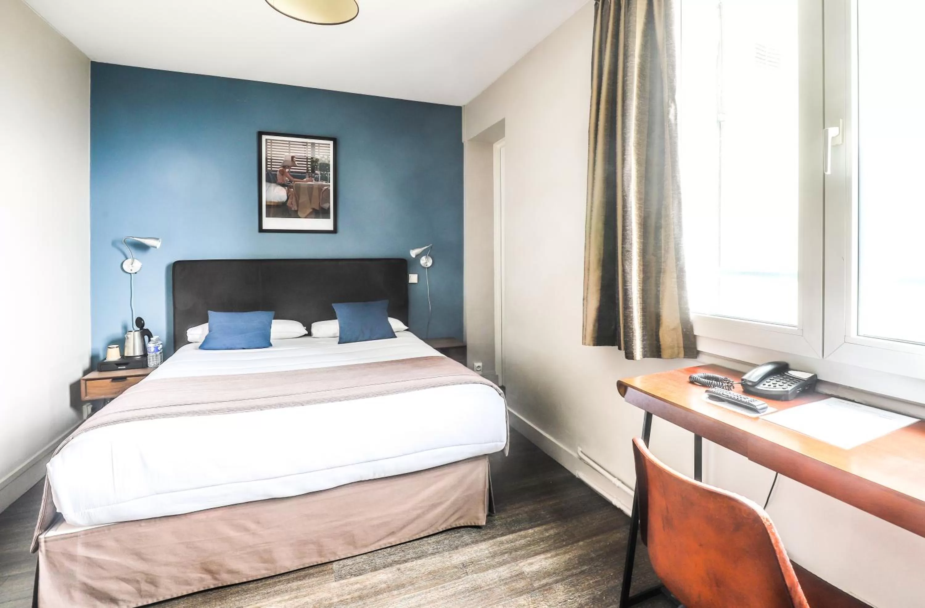 Photo of the whole room, Bed in Hotel Des Cedres